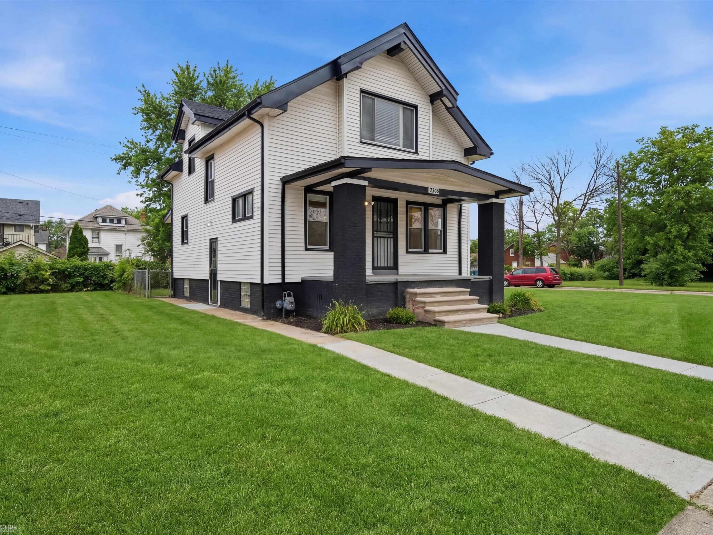 2334 Highland Street - Photo 3