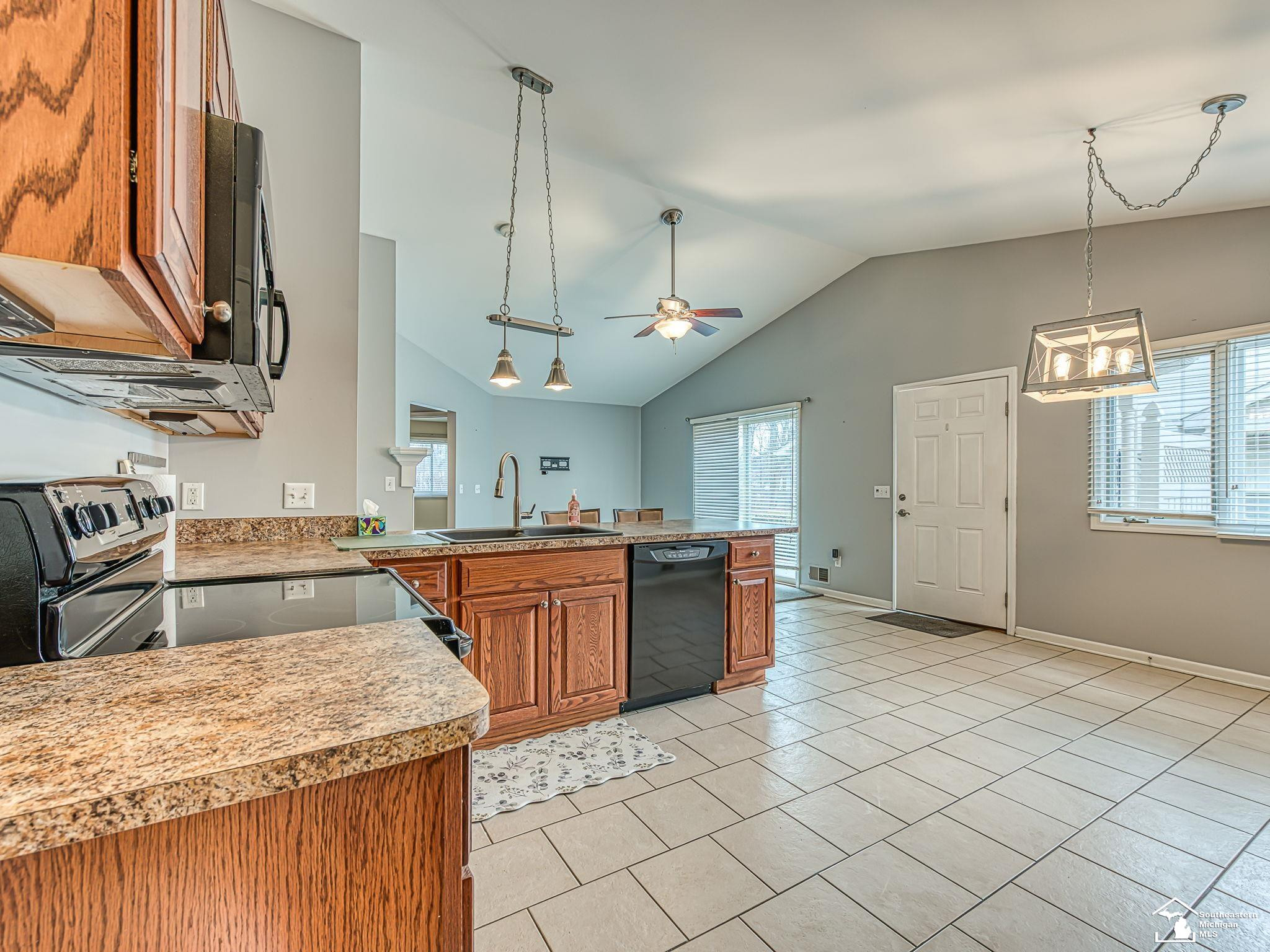 921 May Drive, Monroe, MI 48161 — Photo 3