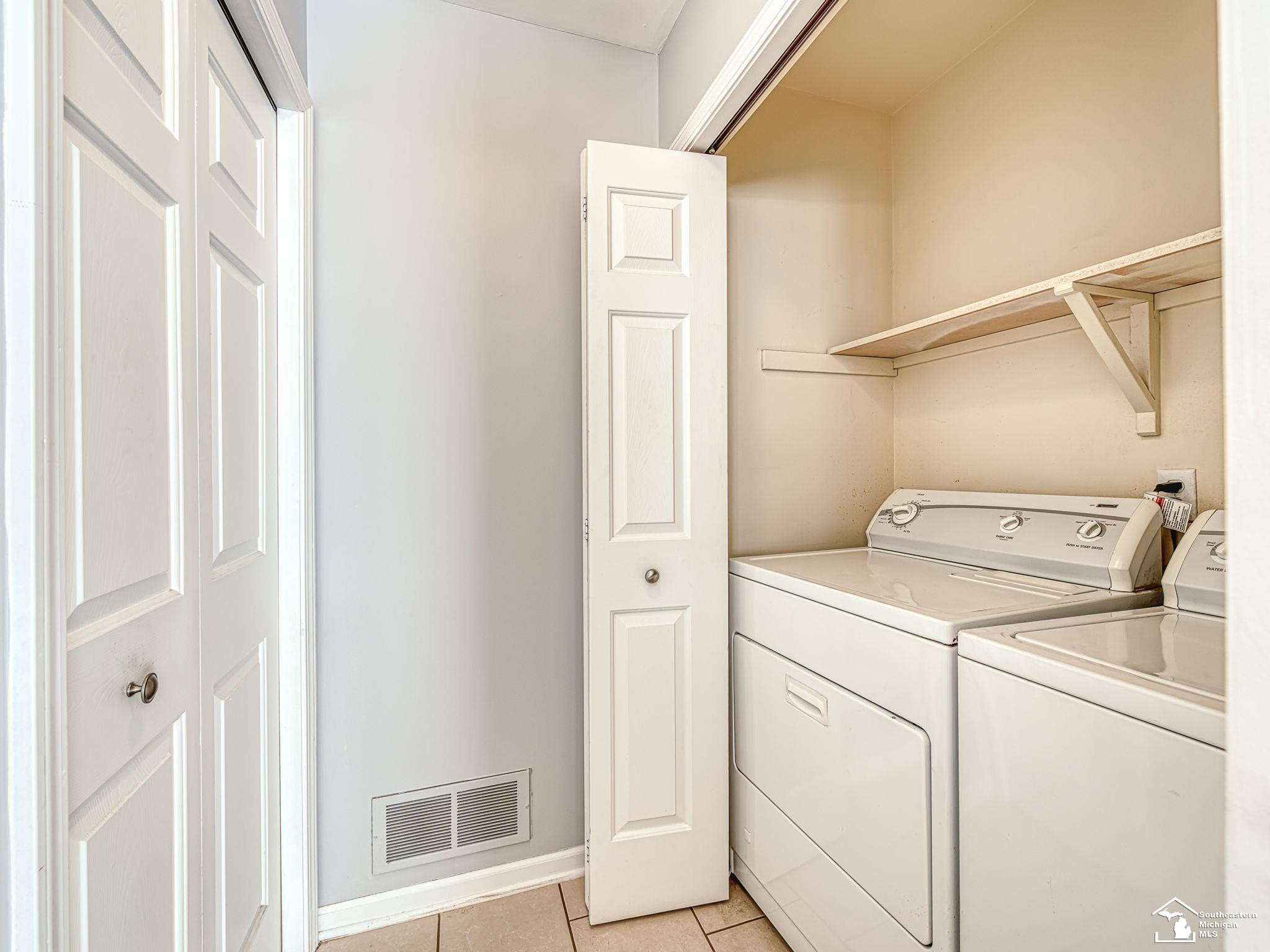 921 May Drive, Monroe, MI 48161 — Photo 12