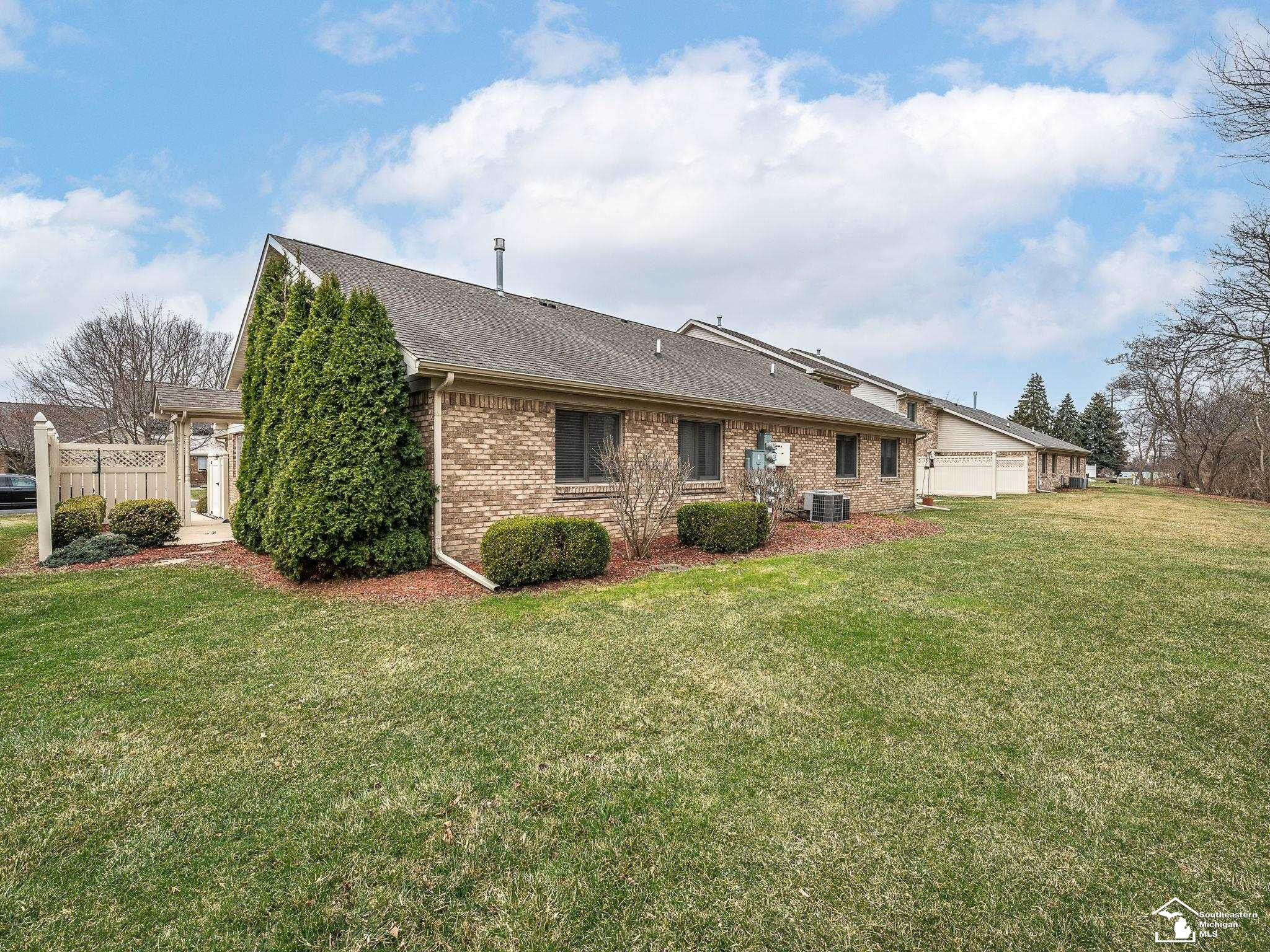 921 May Drive, Monroe, MI 48161 — Photo 27