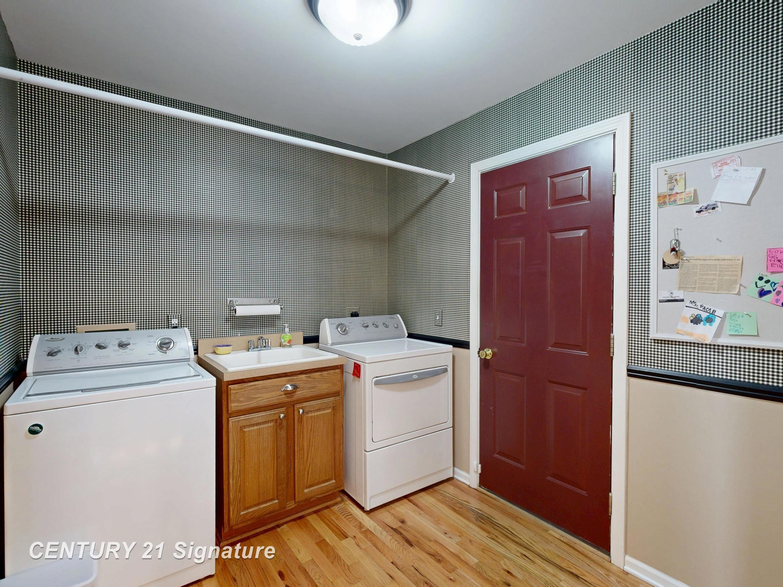 4190 Neal Court, Linden, MI 48451 — Photo 33