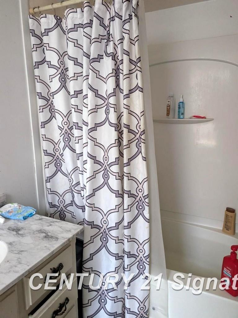 812 Sanderson Street, Saint Charles, MI 48655 — Photo 8