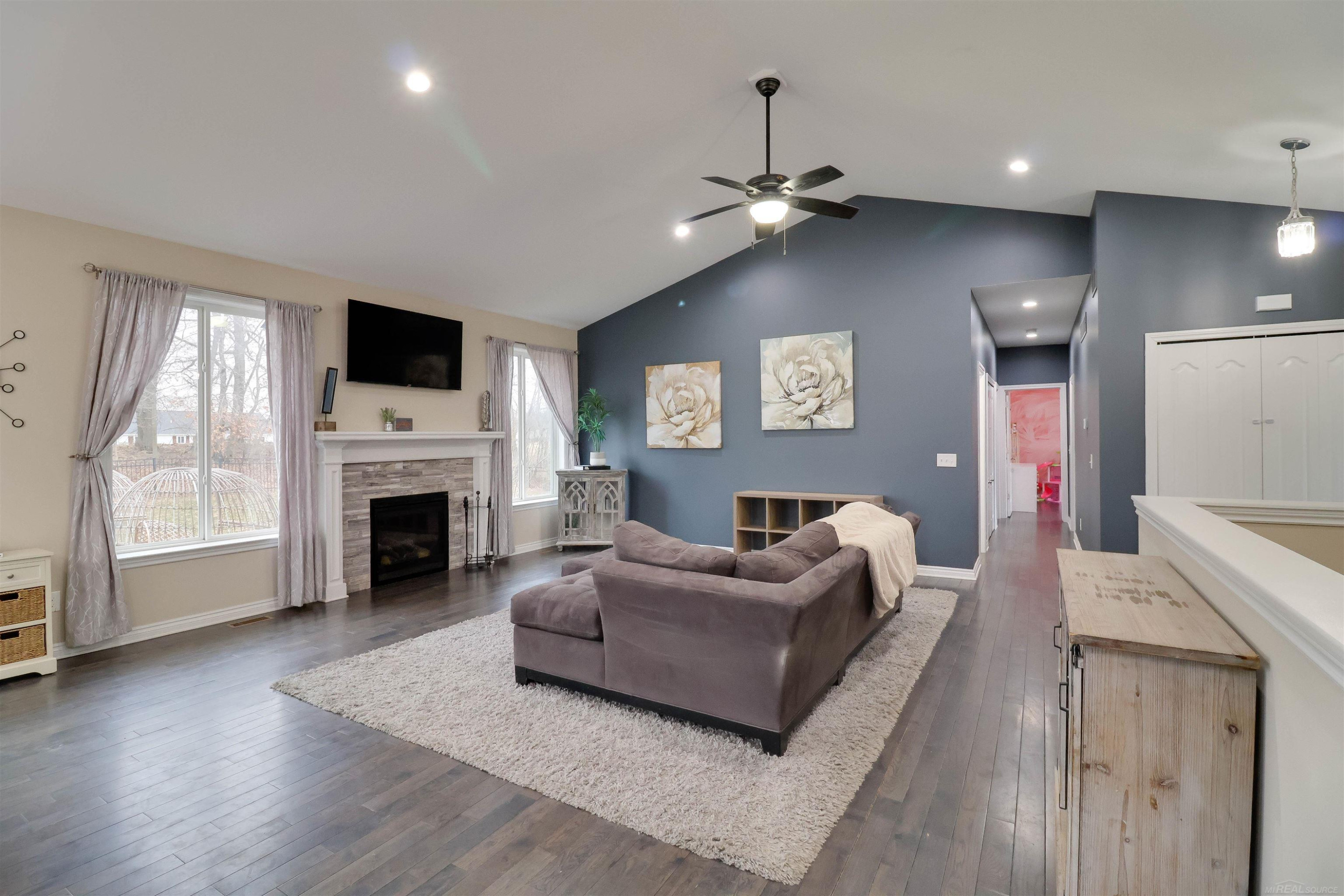 450 Pheasant Ridge Court, Ortonville, MI 48462 — Photo 10