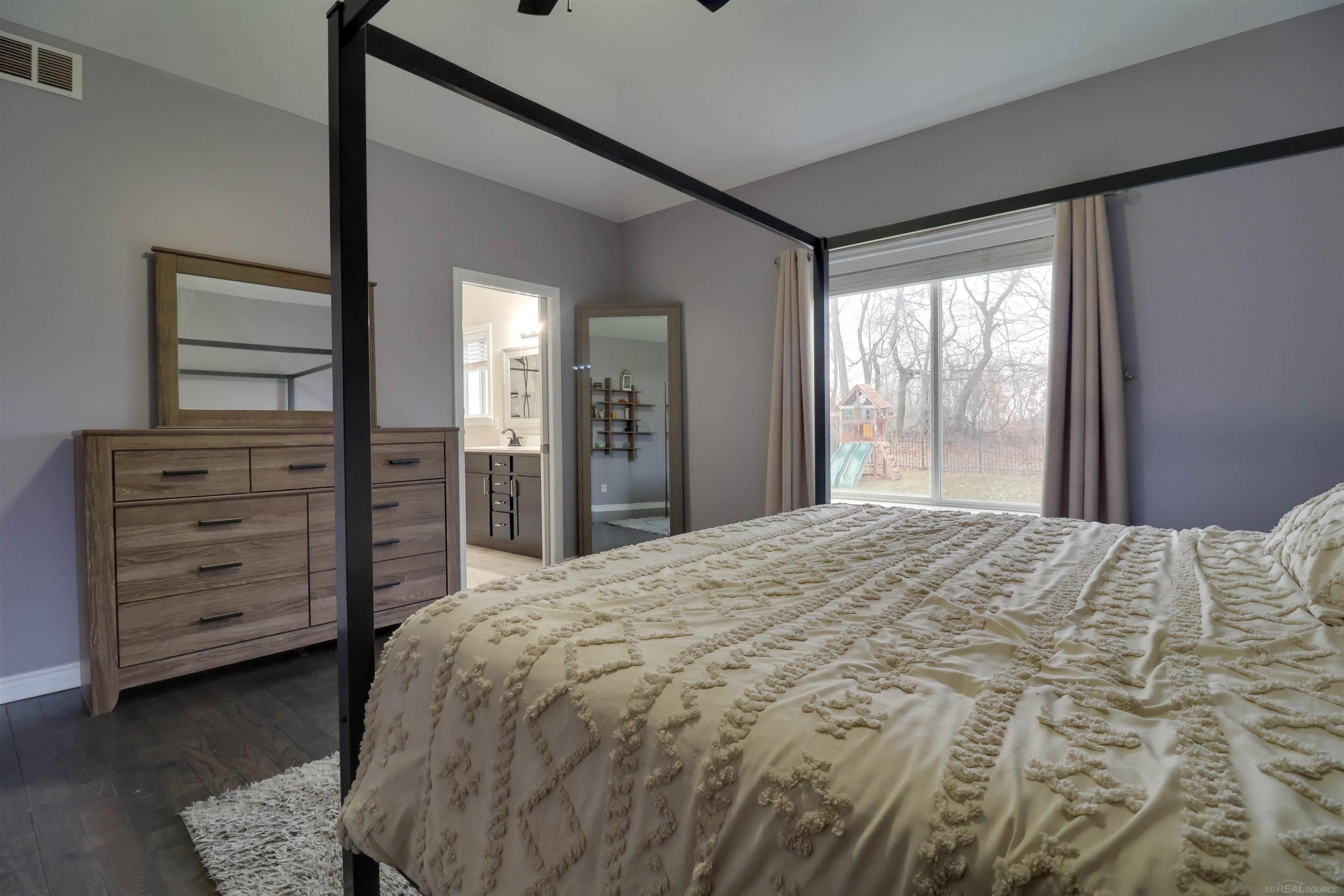 450 Pheasant Ridge Court, Ortonville, MI 48462 — Photo 16