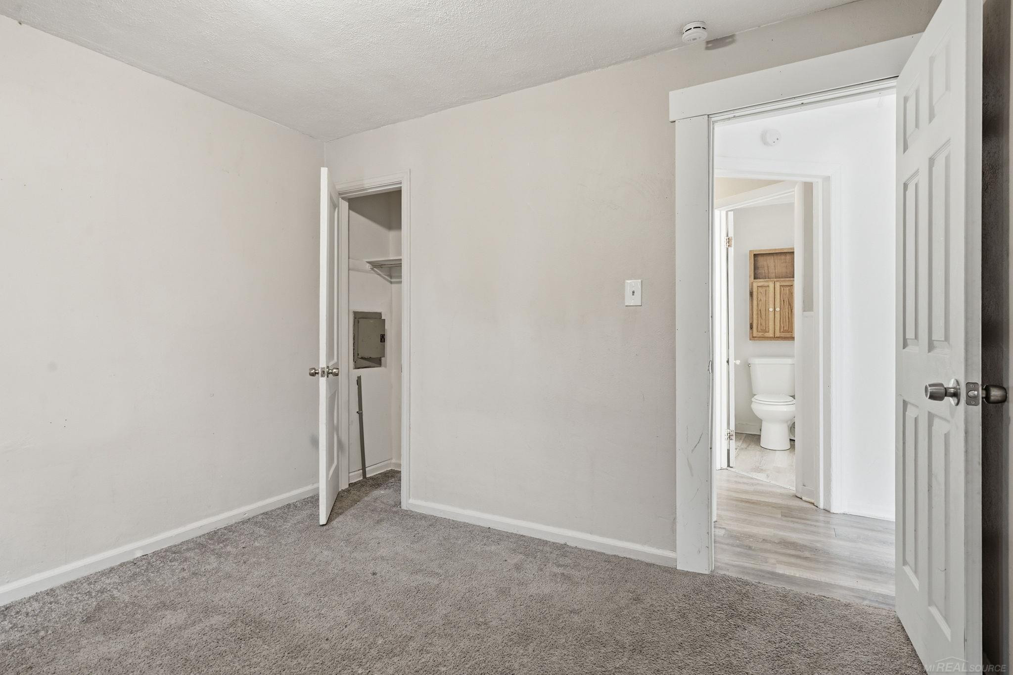 925 Leland Street, Flint, MI 48507 — Photo 3