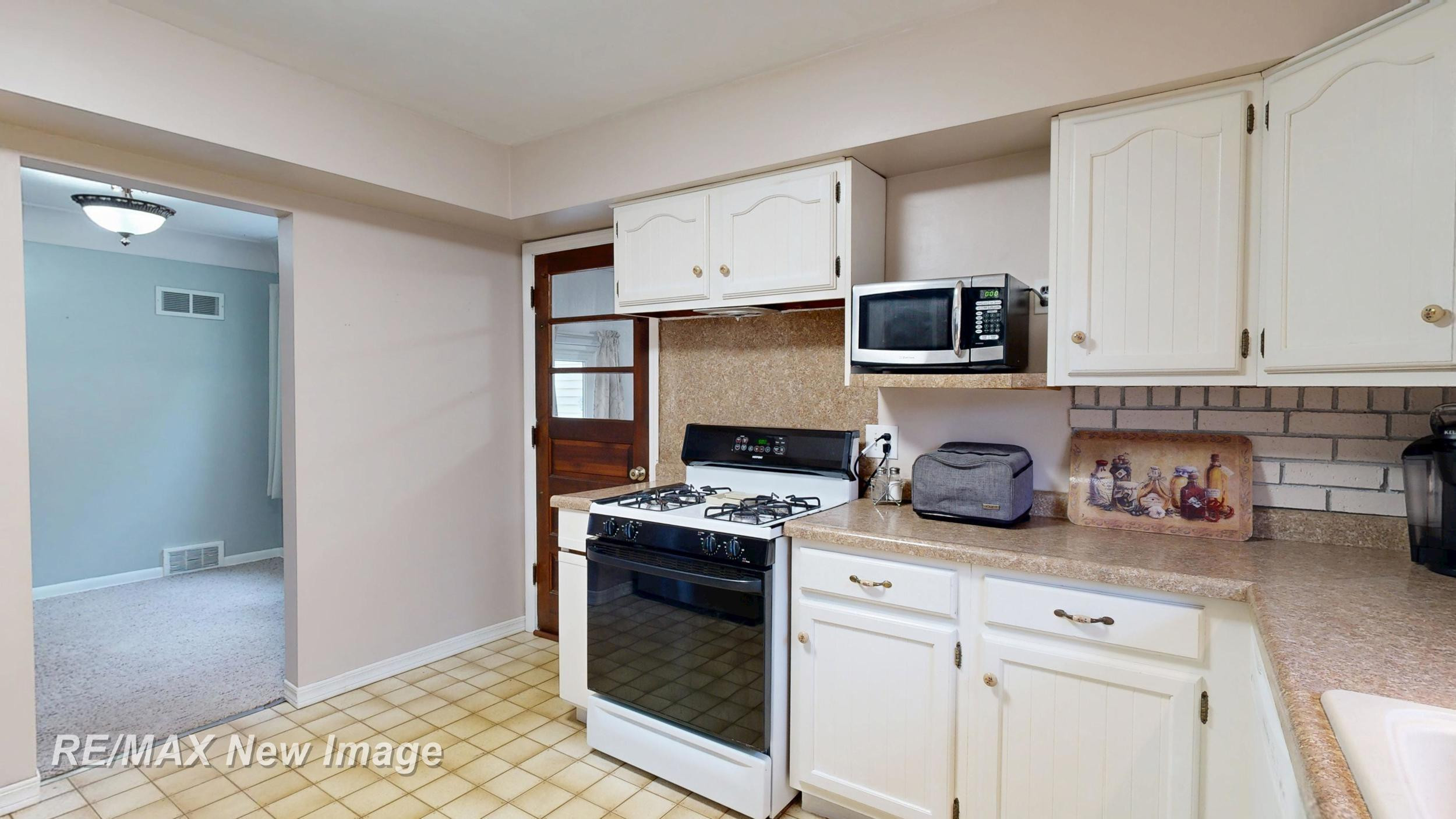11600 Spencer Road, Saginaw, MI 48609 — Photo 8