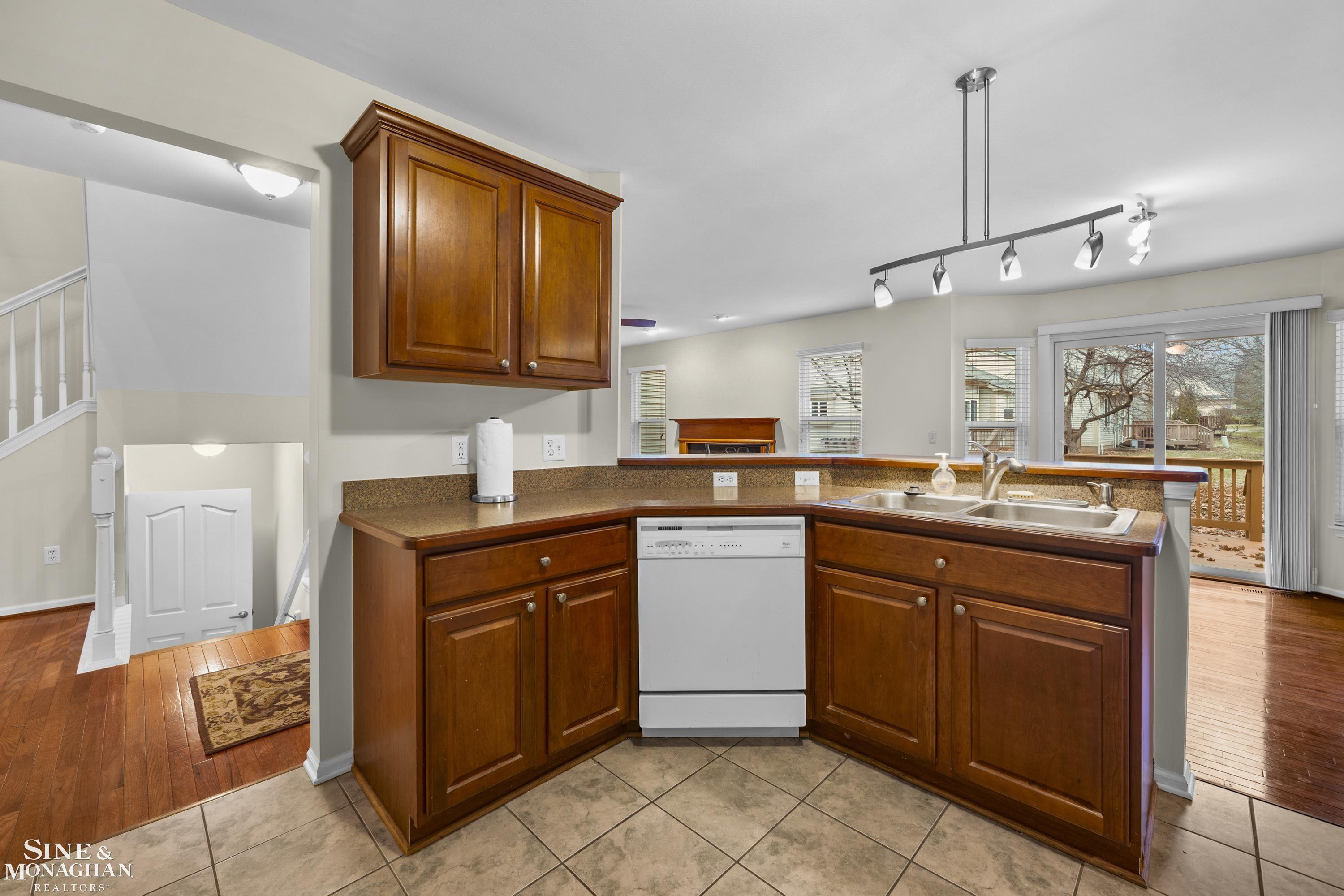 8136 Springdale Drive, White Lake, MI — Photo 5