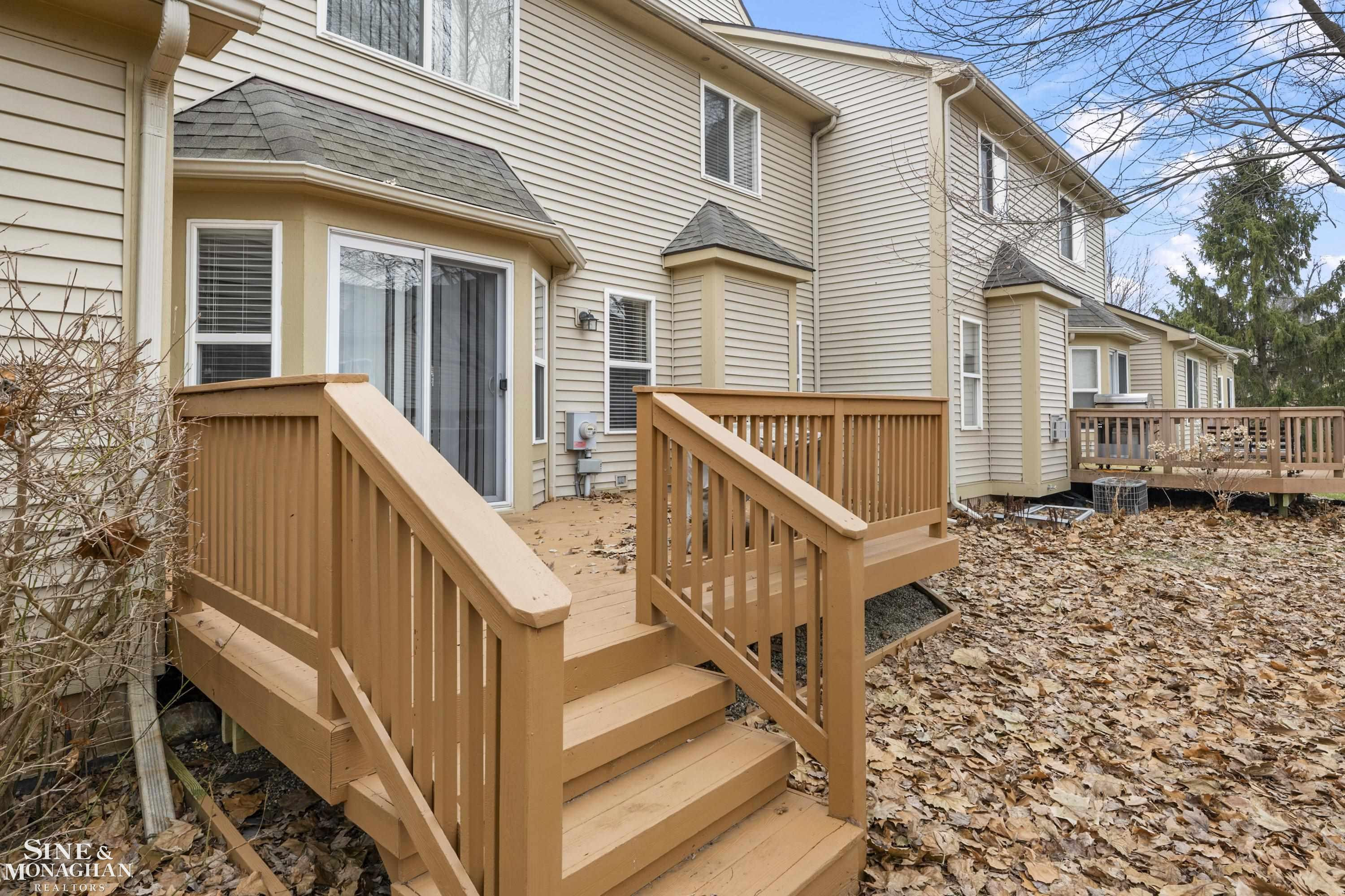 8136 Springdale Drive, White Lake, MI — Photo 25