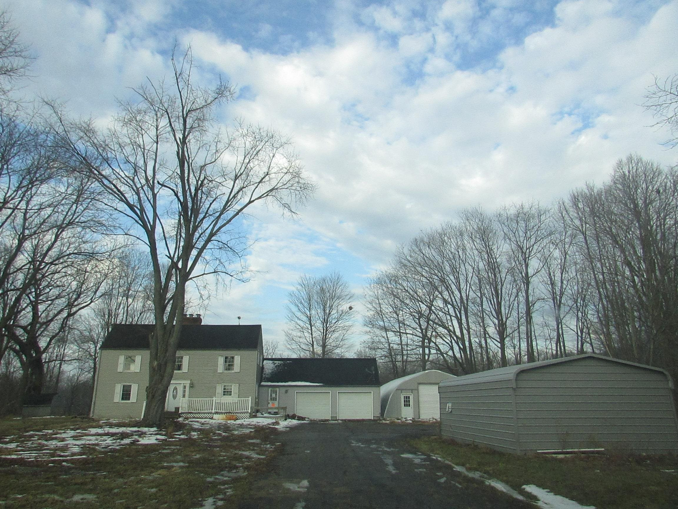 4887 W River ridge Road, Owosso, MI 48867 — Photo 2