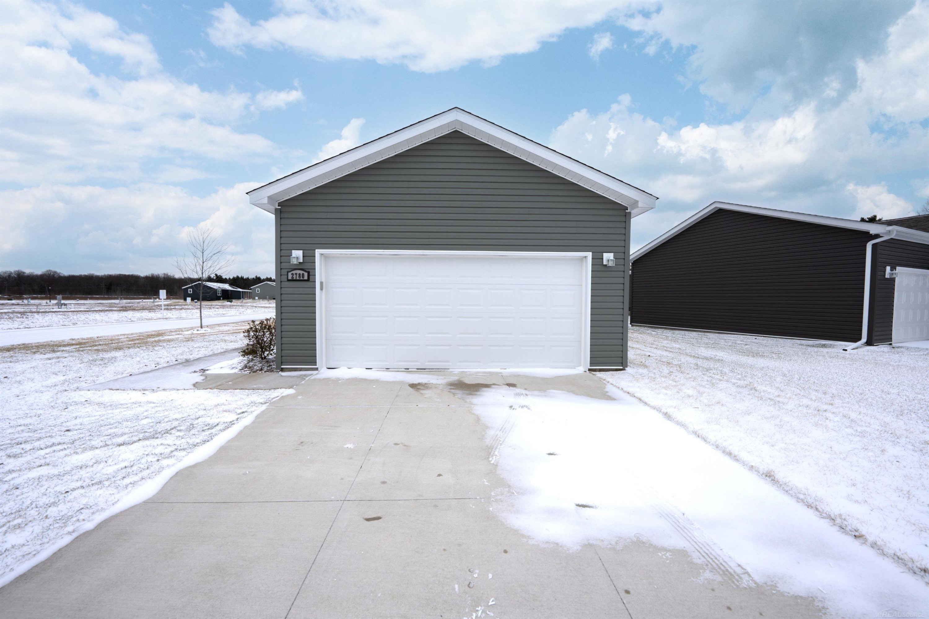 2780 Naples Court, Lapeer, MI, 48446