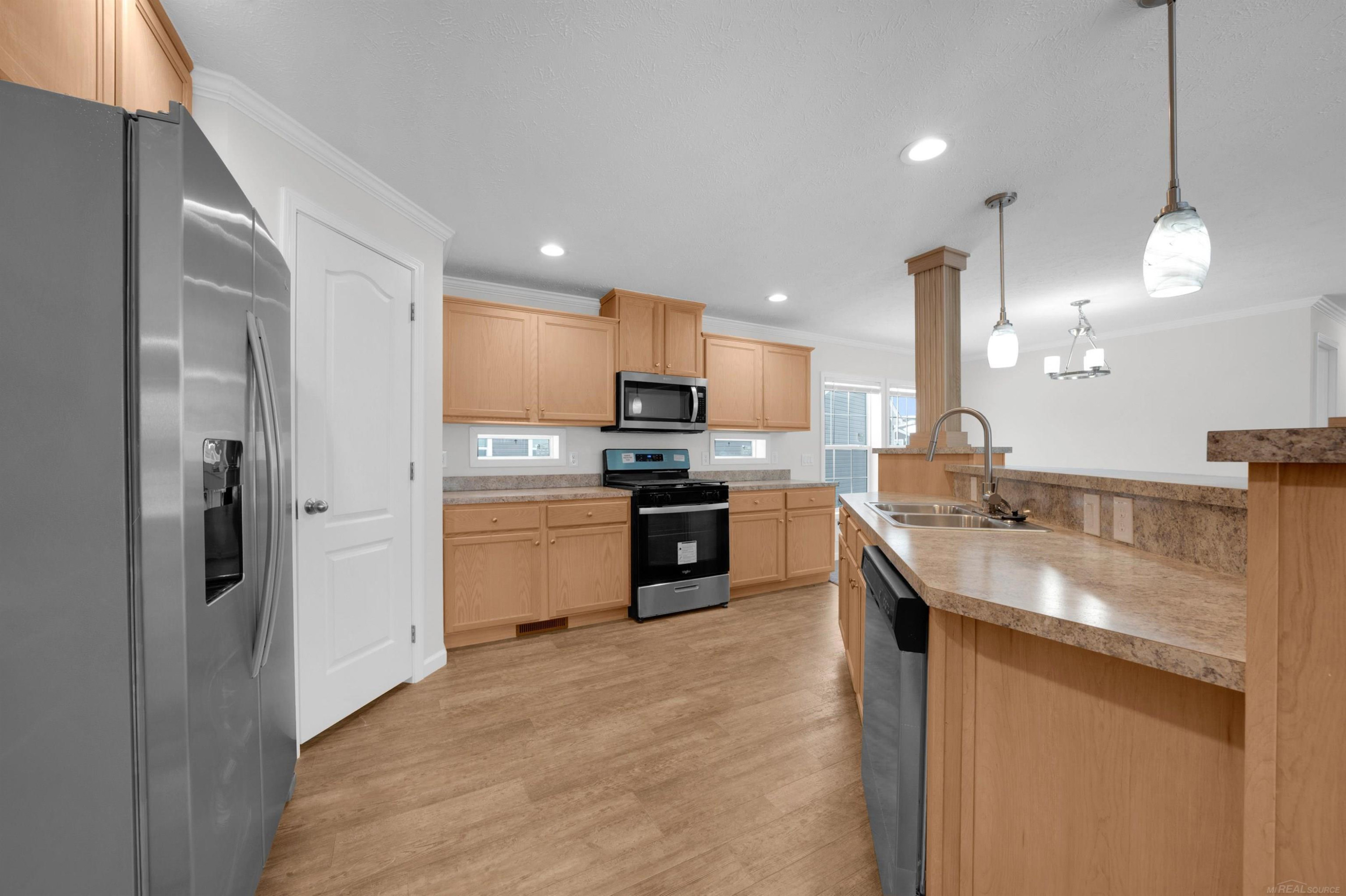 2780 Naples Court, Lapeer, MI, 48446