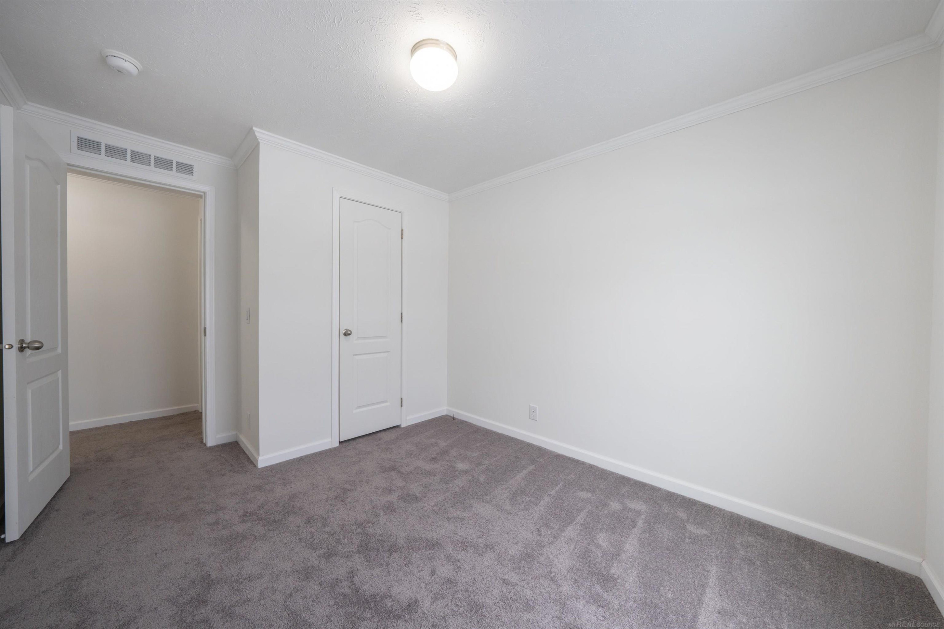2780 Naples Court, Lapeer, MI, 48446