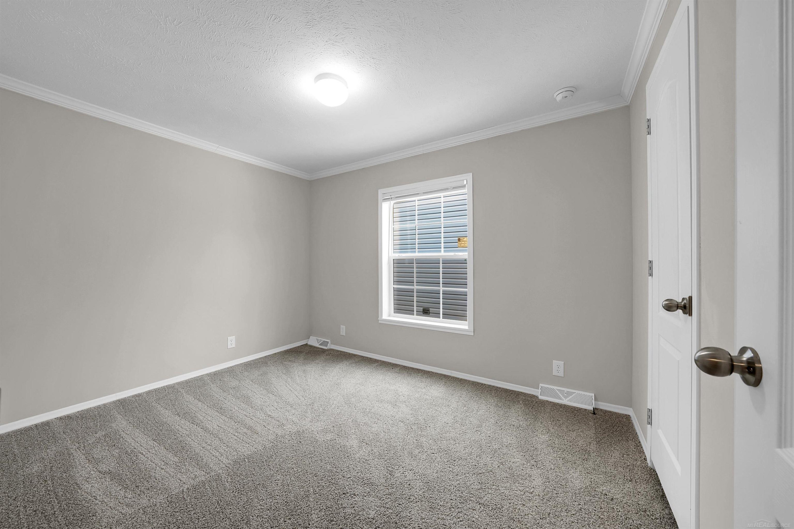 2760 Naples Court, Lapeer, MI 48446 — Photo 14