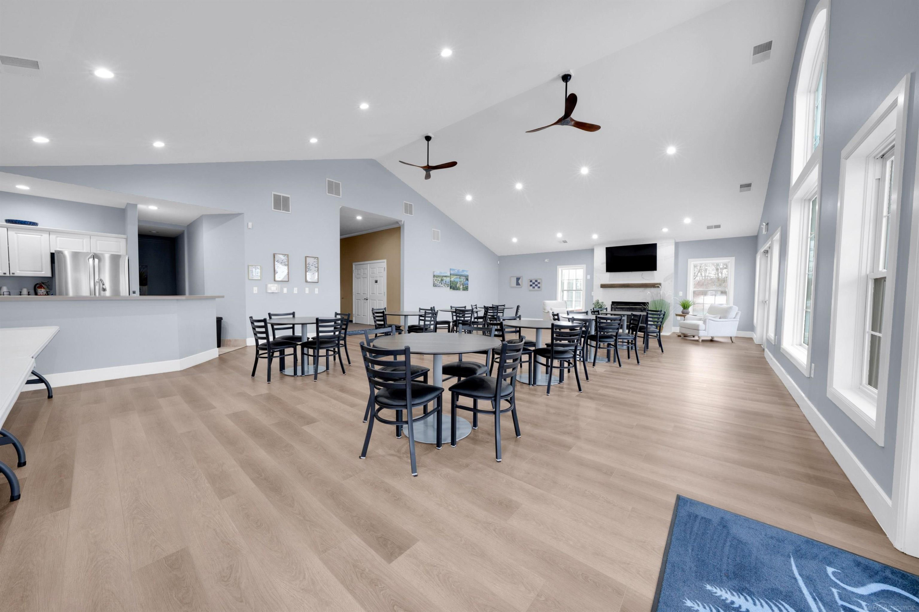 2780 Naples Court, Lapeer, MI, 48446