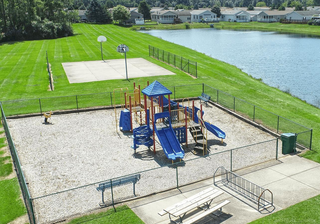 2780 Naples Court, Lapeer, MI, 48446