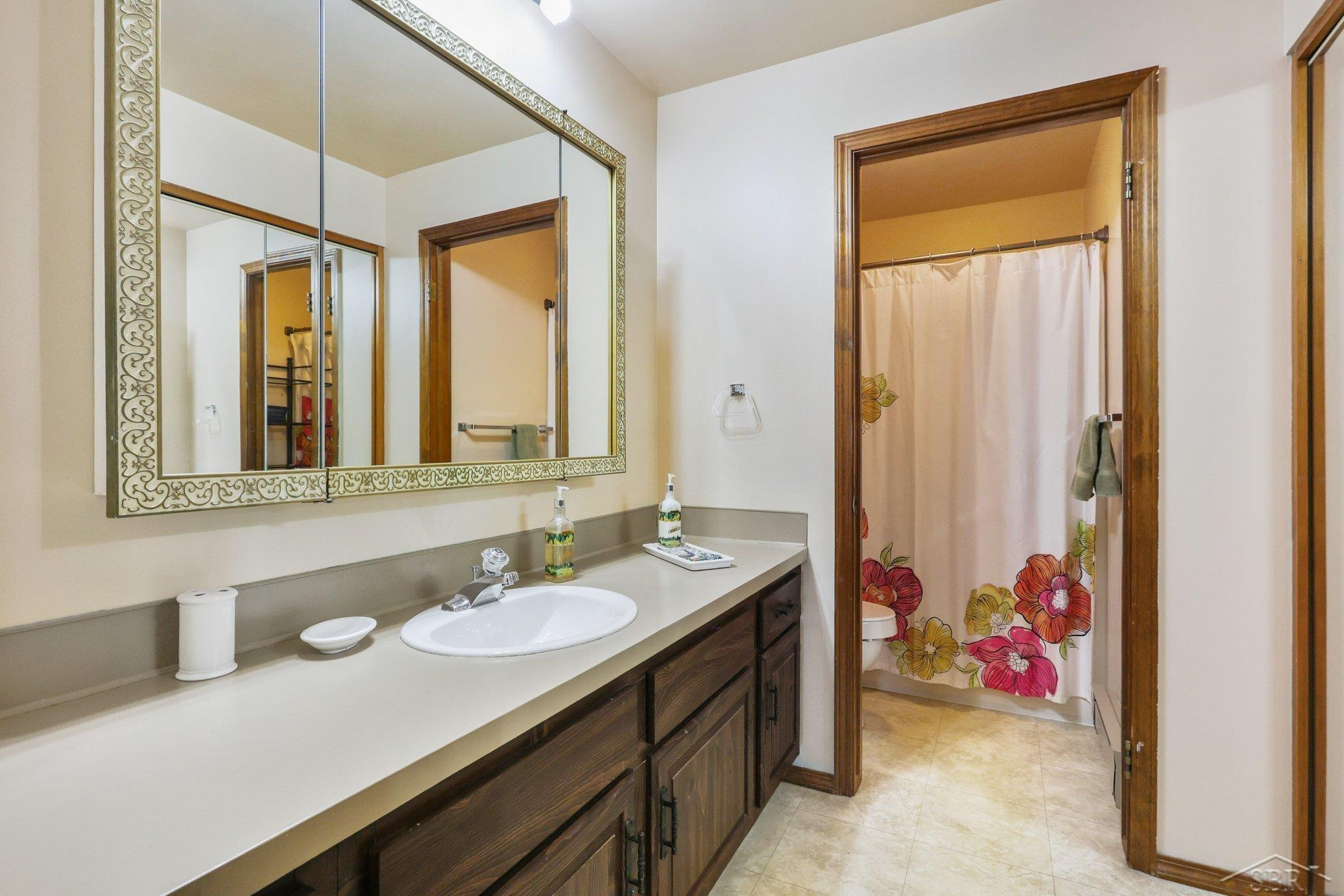 945 Kennely Road, I-139, Saginaw, MI 48609 — Photo 19