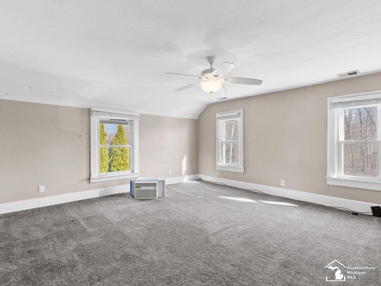 8115 Douglas Road, Lambertville, MI 48144 — Photo 38