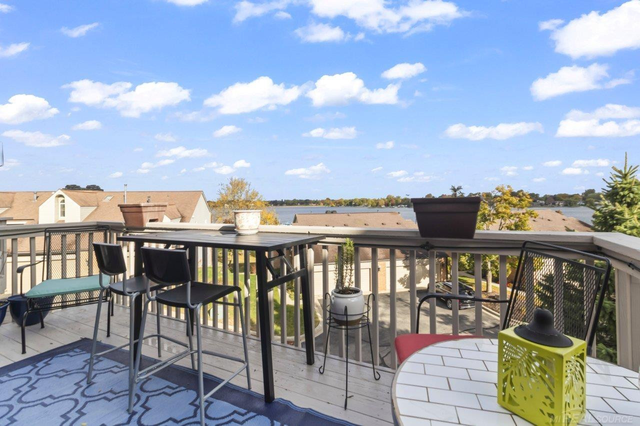 3432 Loon Lake Court, Waterford, MI 48329 — Photo 18