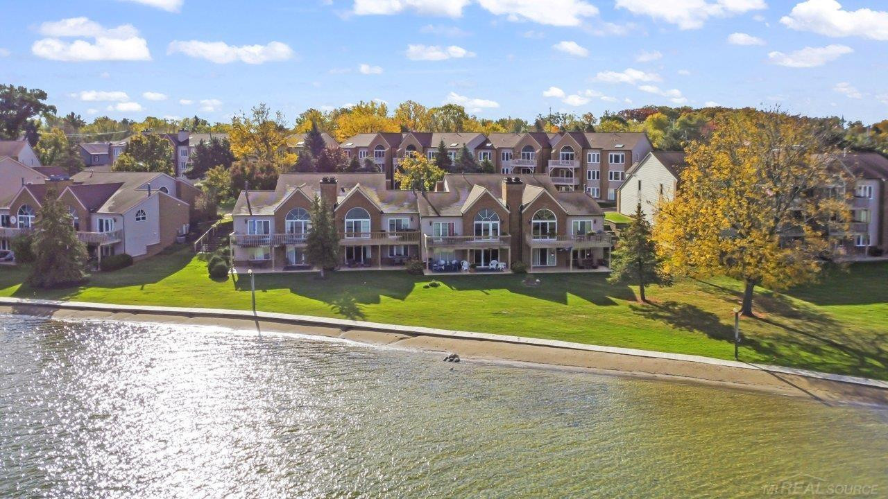 3432 Loon Lake Court, Waterford, MI 48329 — Photo 27