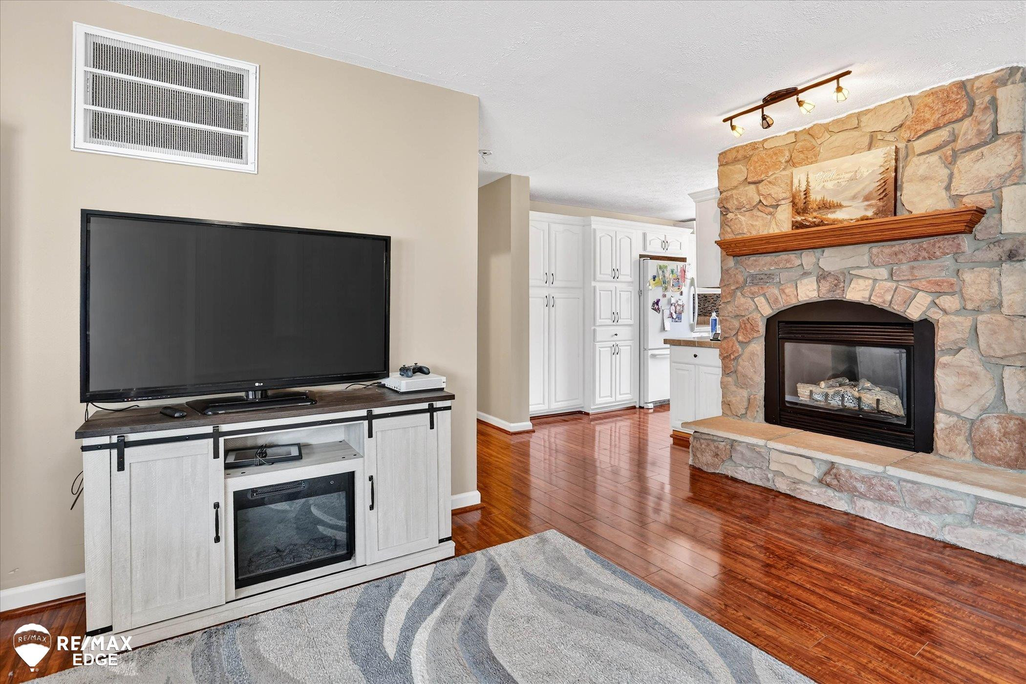 6385 Mayville Road, Clifford, MI 48727 — Photo 5