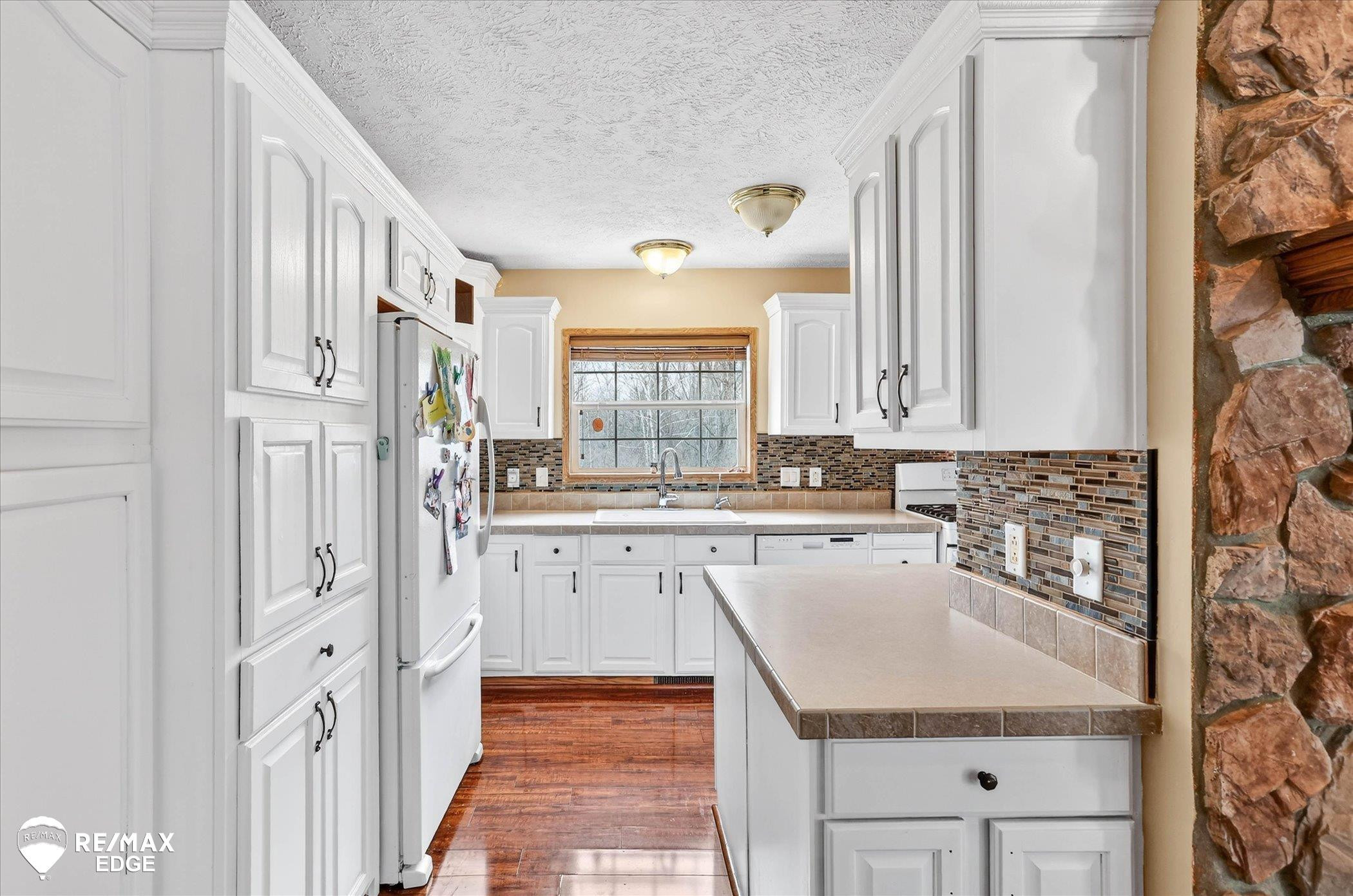 6385 Mayville Road, Clifford, MI 48727 — Photo 7