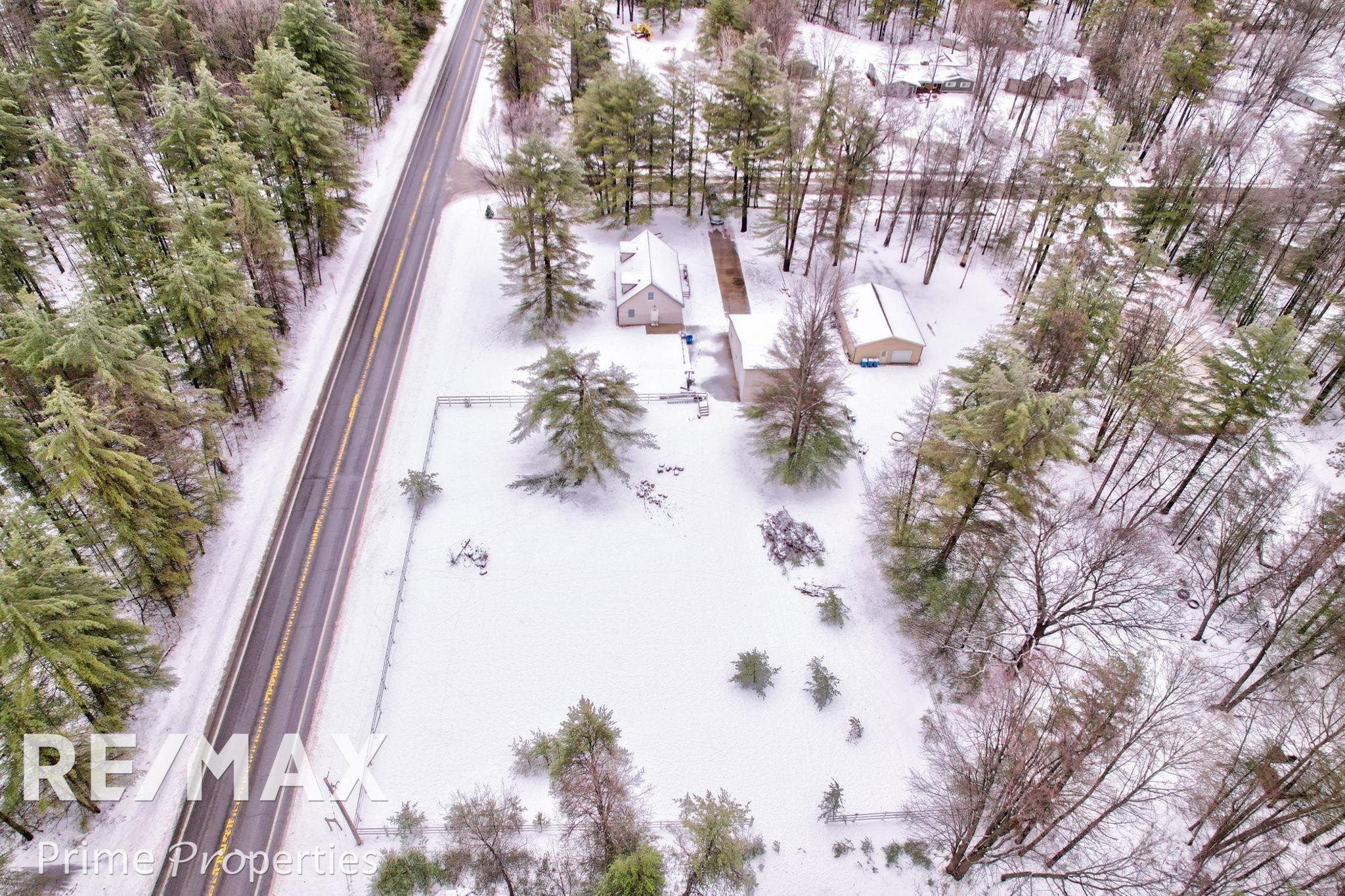20 W River Drive, Gladwin, MI 48624 — Photo 45