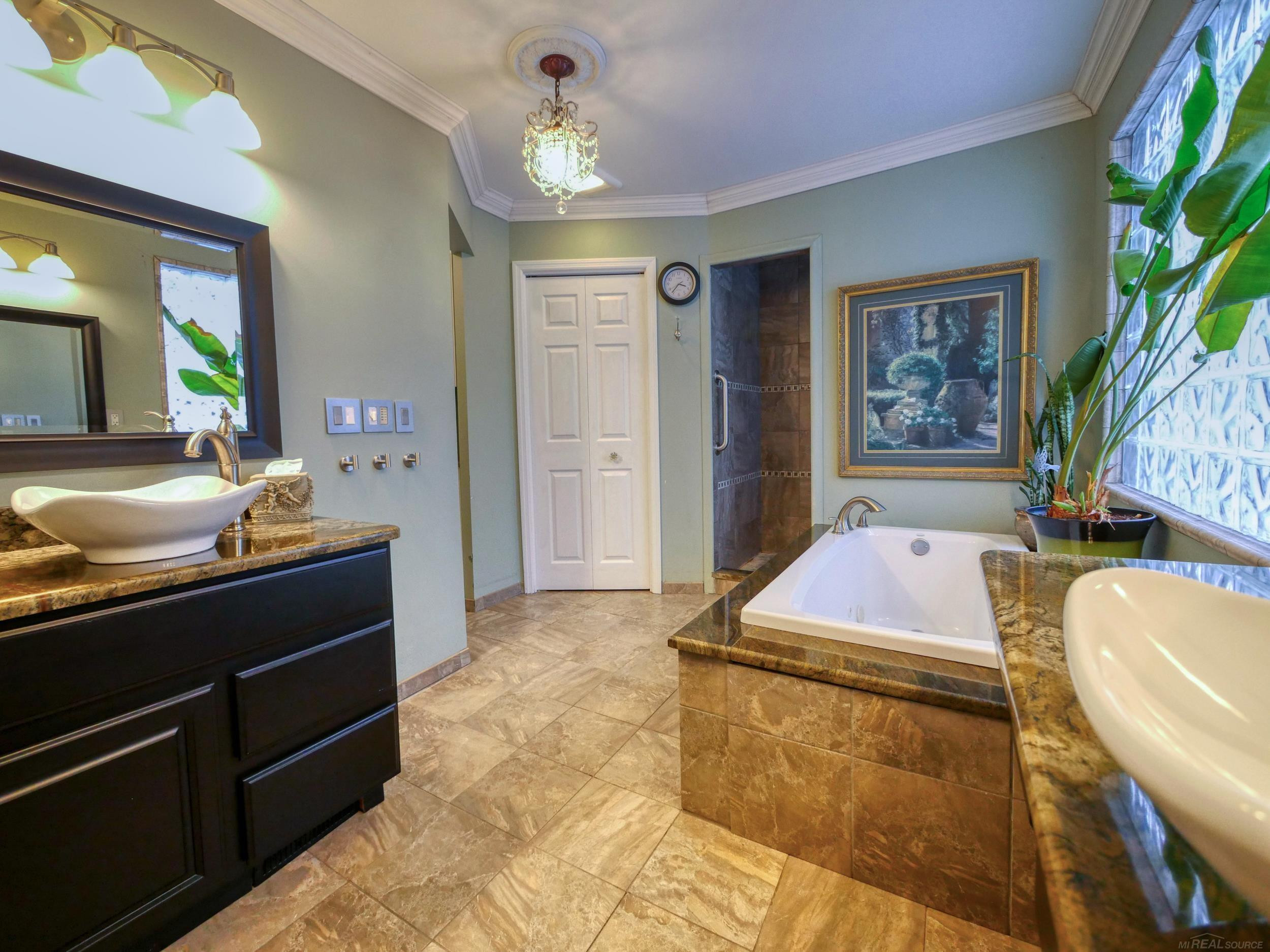 5403 Pointe Drive, MI — Photo 10