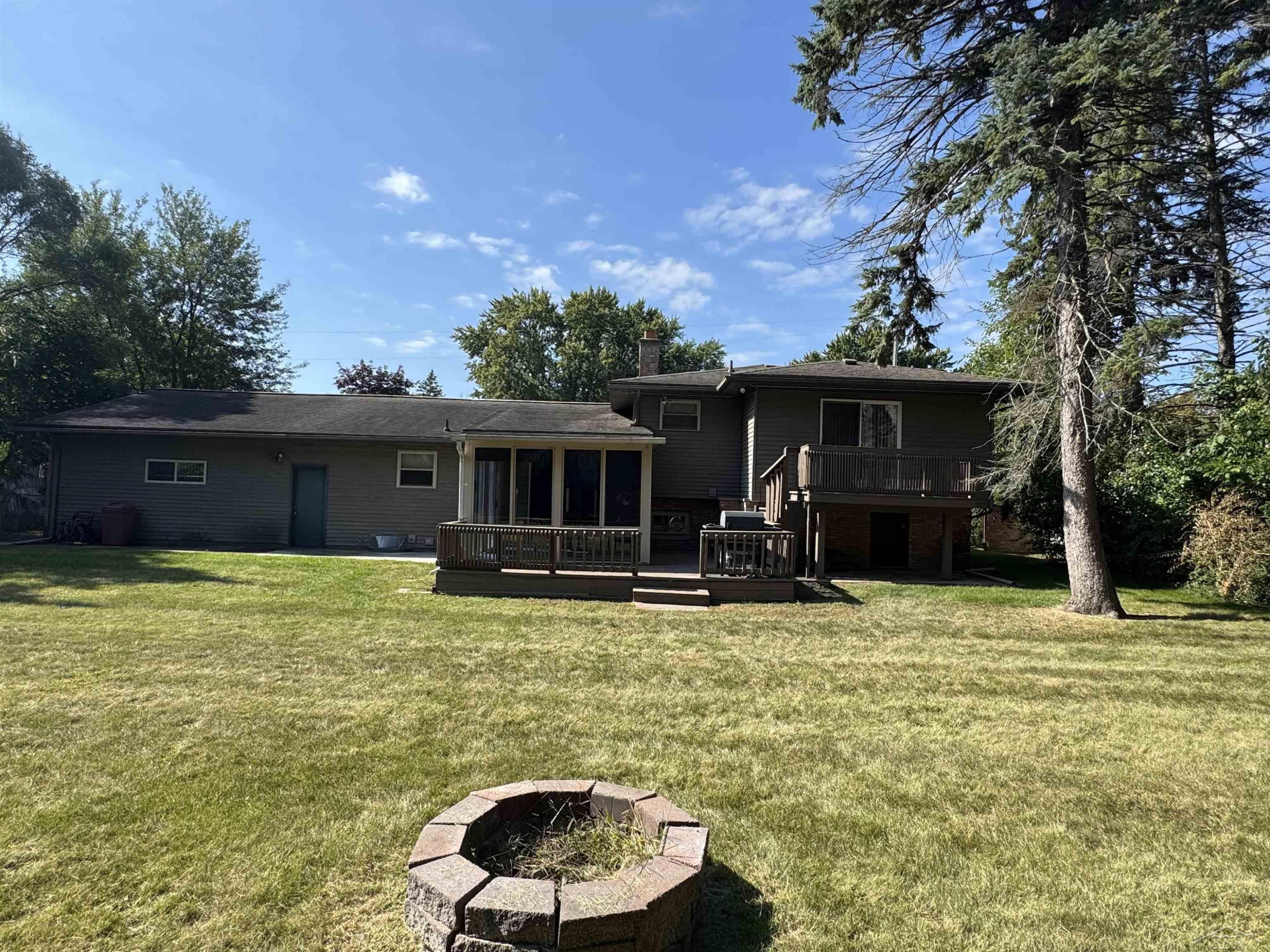 3531 Creekwood Drive, Bridgeport, MI 48601 — Photo 14
