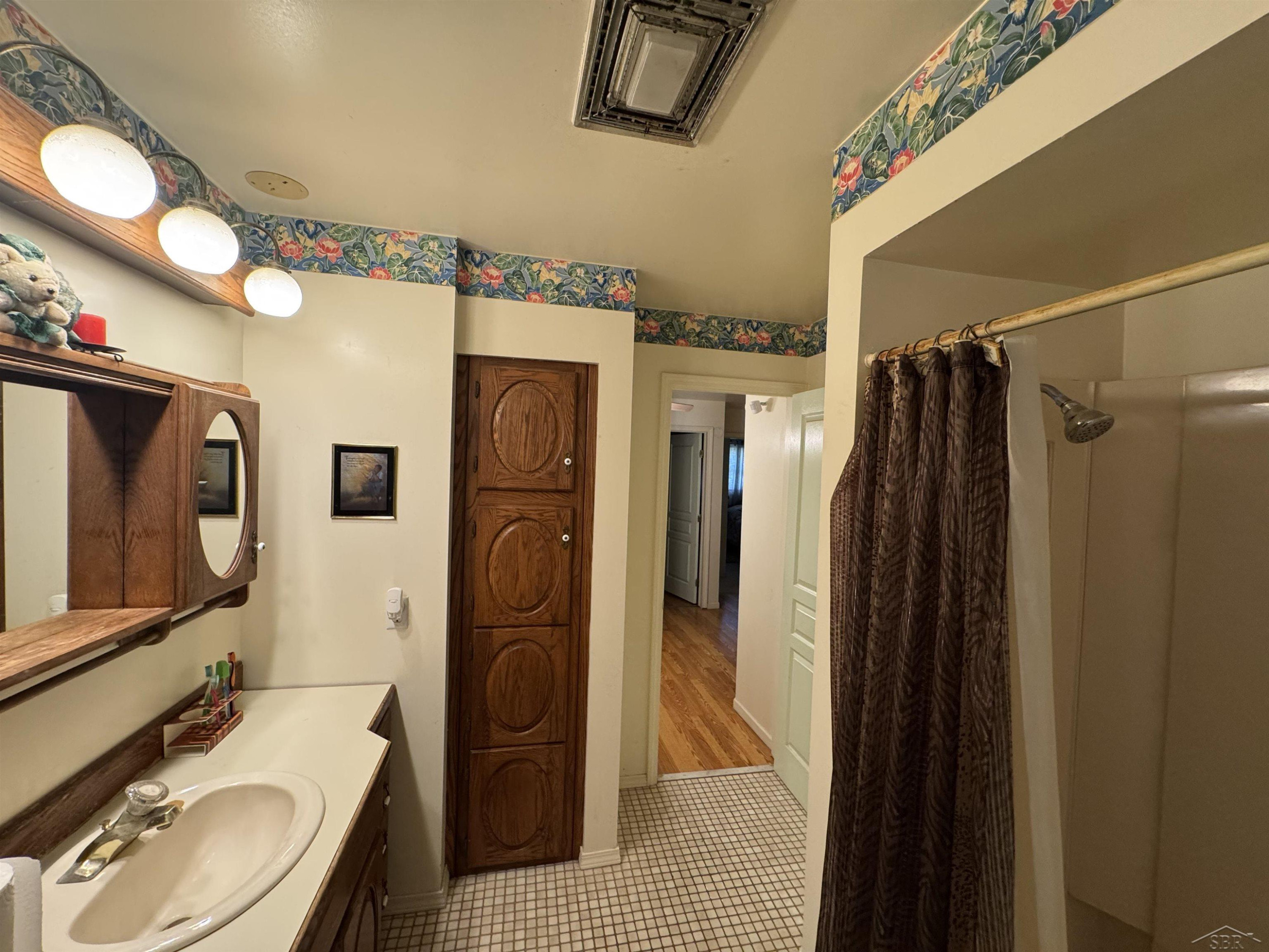 3531 Creekwood Drive, Bridgeport, MI 48601 — Photo 18
