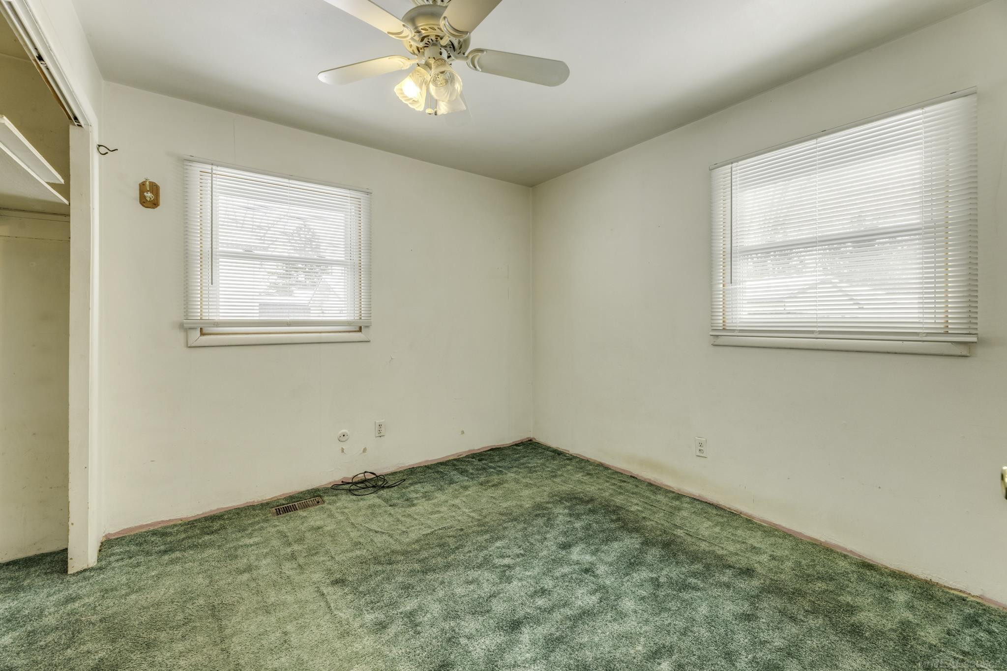 3055 Maplewood Drive, MI 48059 — Photo 29
