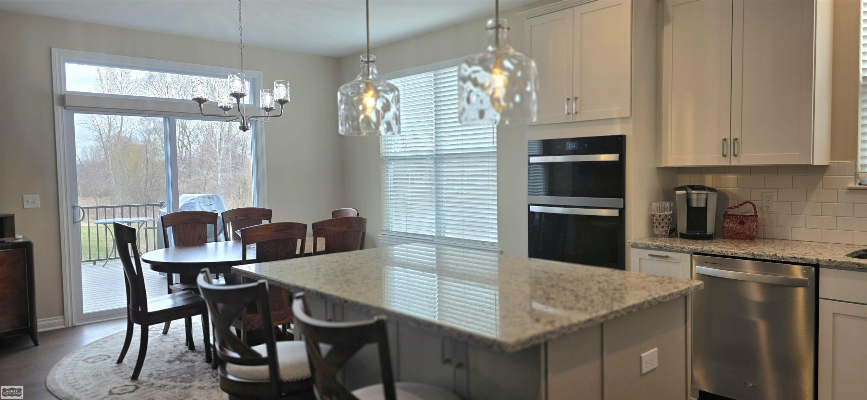 11903 Timber Court, MI 48065 — Photo 13
