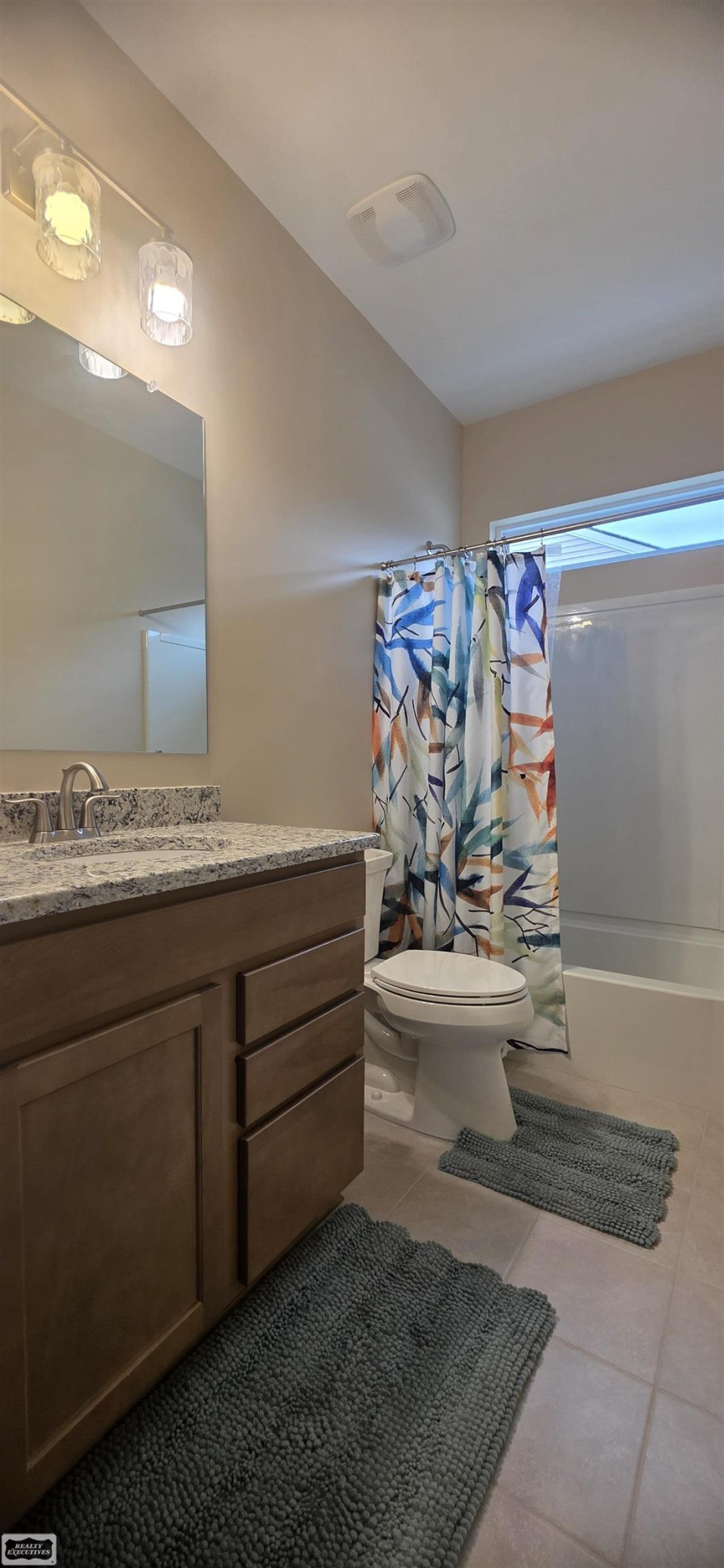11903 Timber Court, MI 48065 — Photo 32