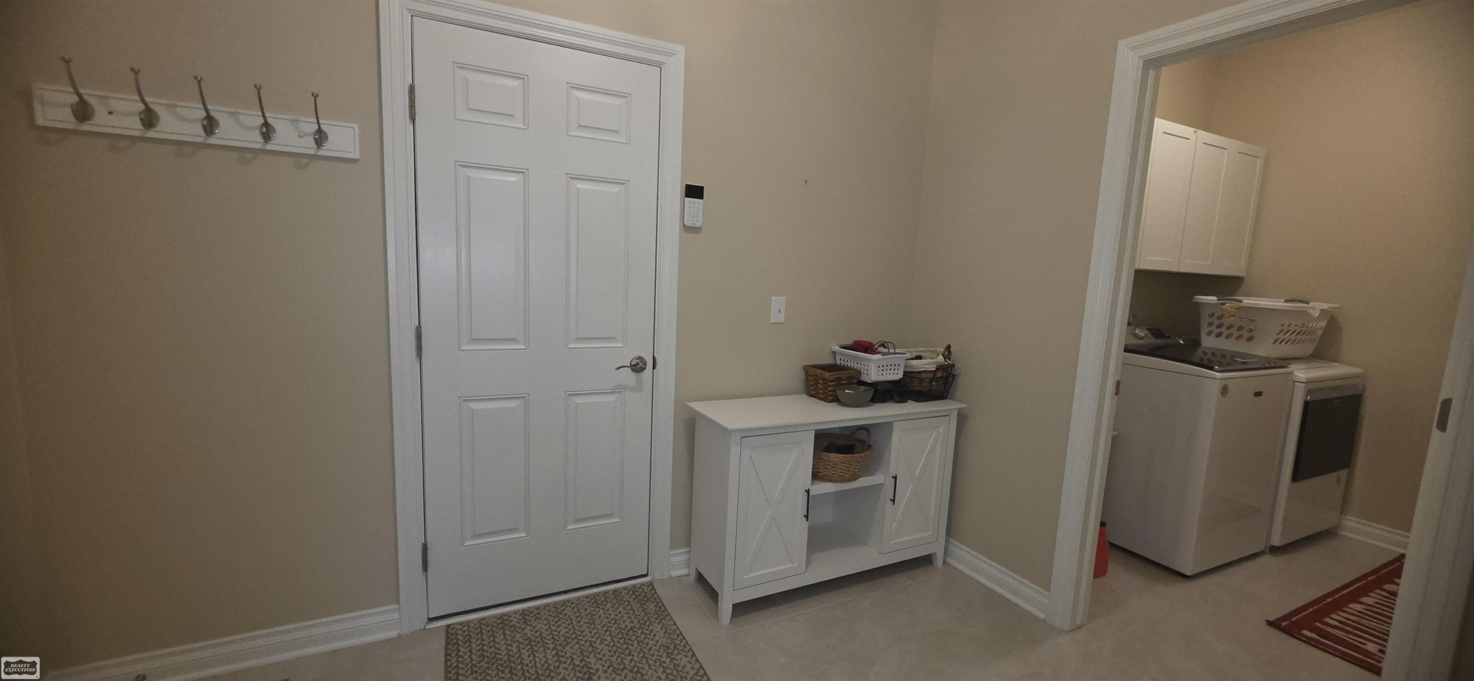 11903 Timber Court, MI 48065 — Photo 33
