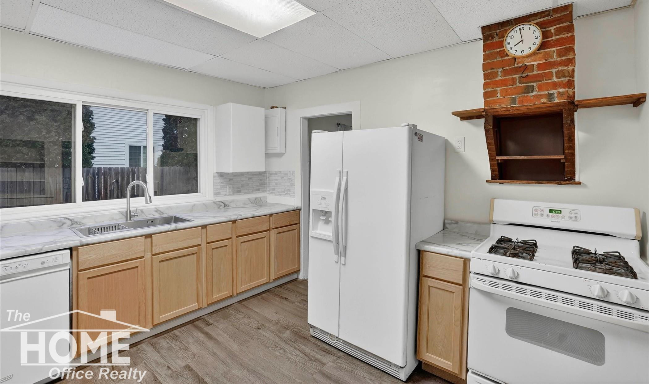 218 S Oak Street, Owosso, MI 48867 — Photo 8