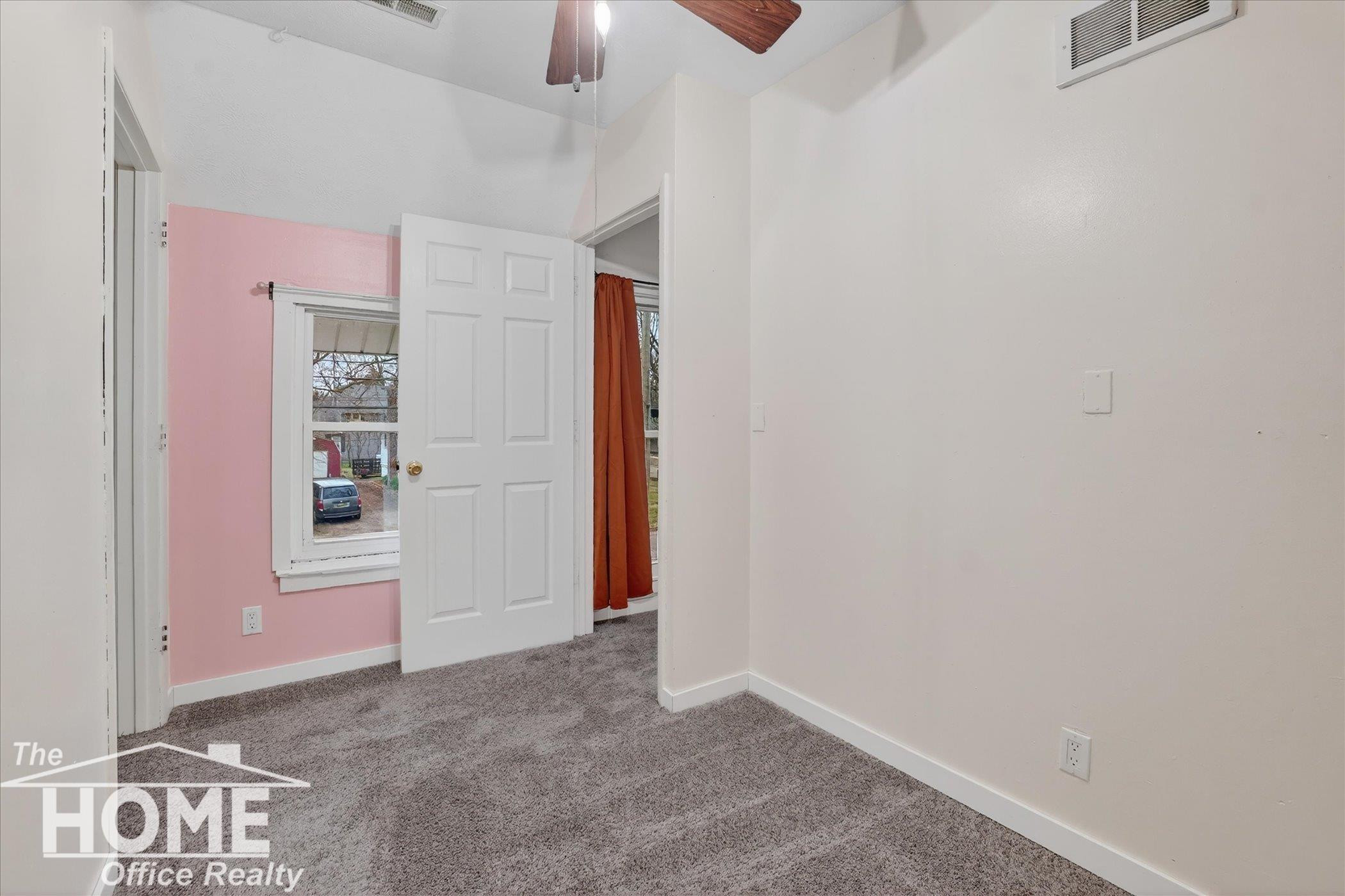 218 S Oak Street, Owosso, MI 48867 — Photo 23
