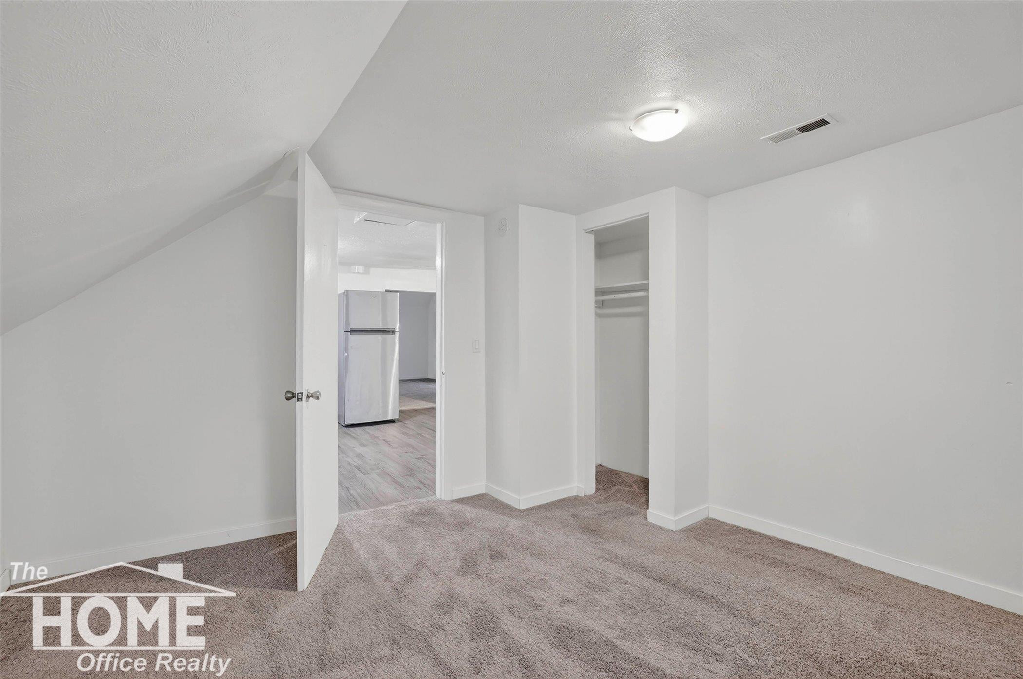 218 S Oak Street, Owosso, MI 48867 — Photo 29