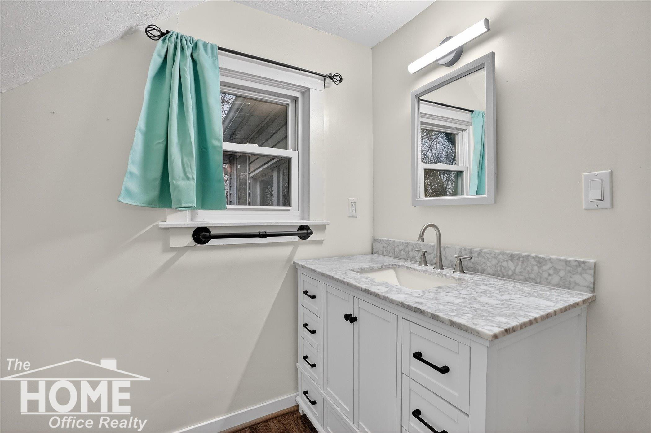 218 S Oak Street, Owosso, MI 48867 — Photo 31