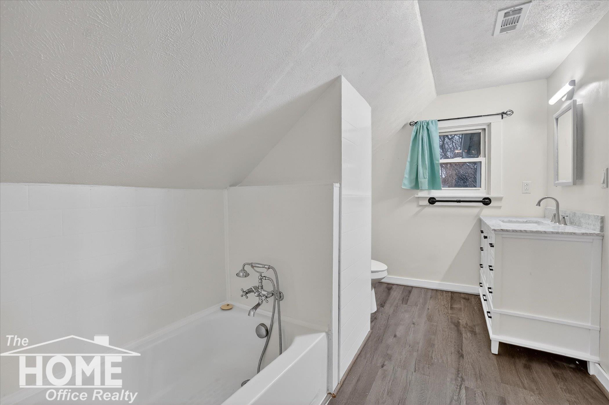 218 S Oak Street, Owosso, MI 48867 — Photo 32