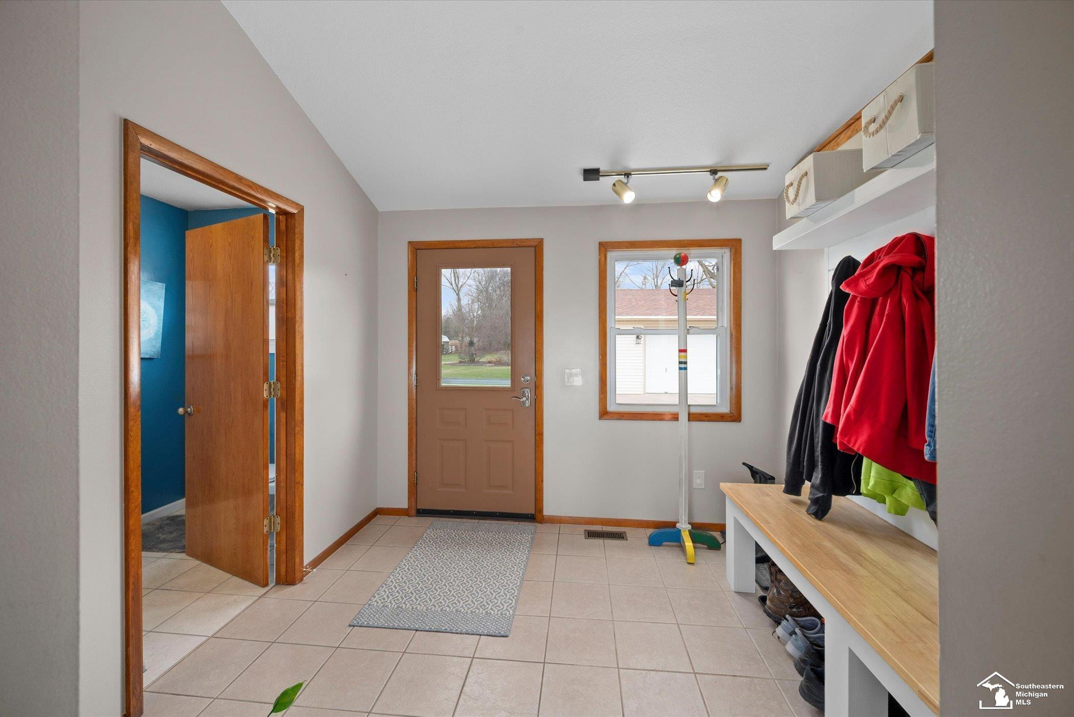 3960 W STERNS RD. Road, Lambertville, MI 48144 — Photo 18