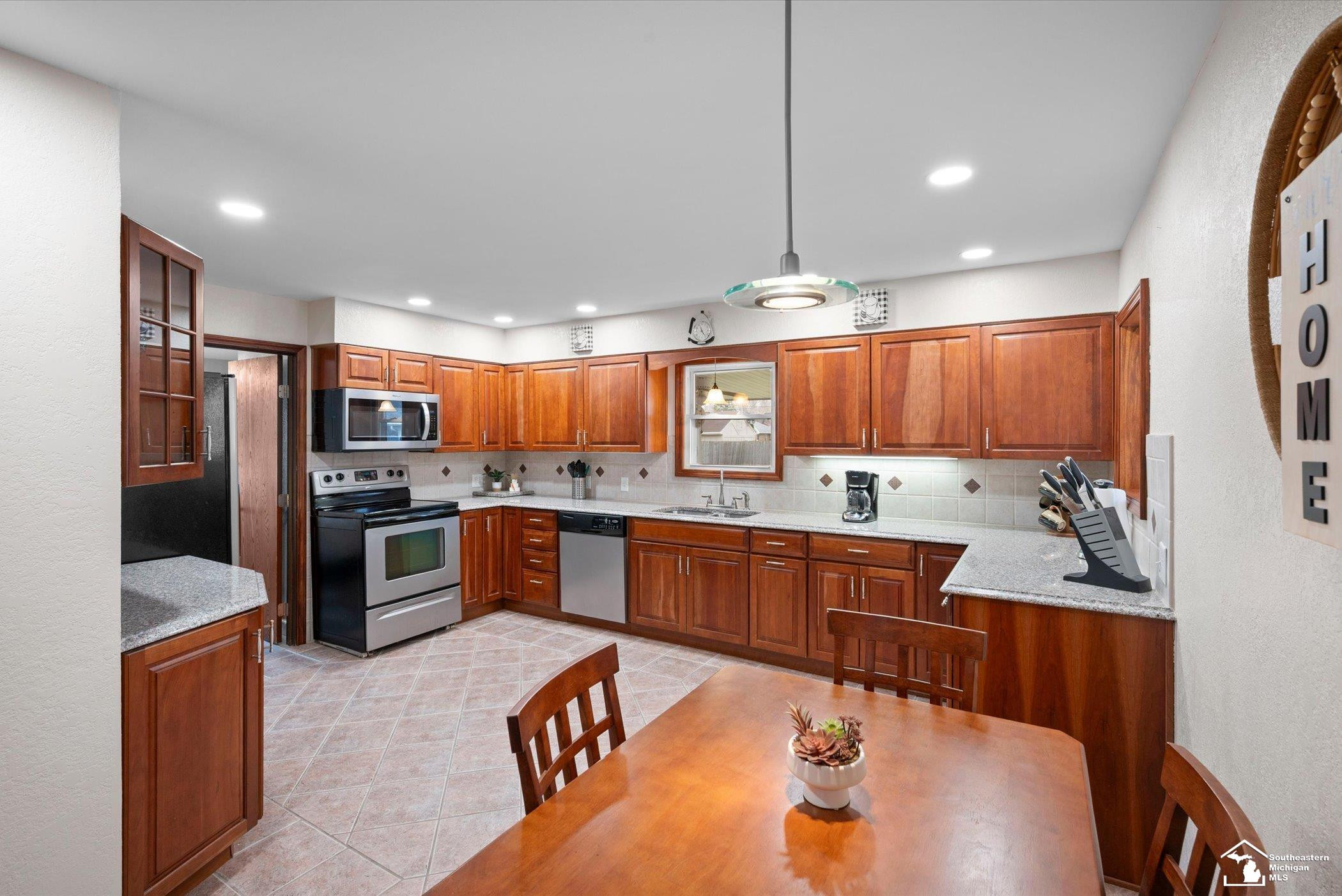 3960 W STERNS RD. Road, Lambertville, MI 48144 — Photo 21