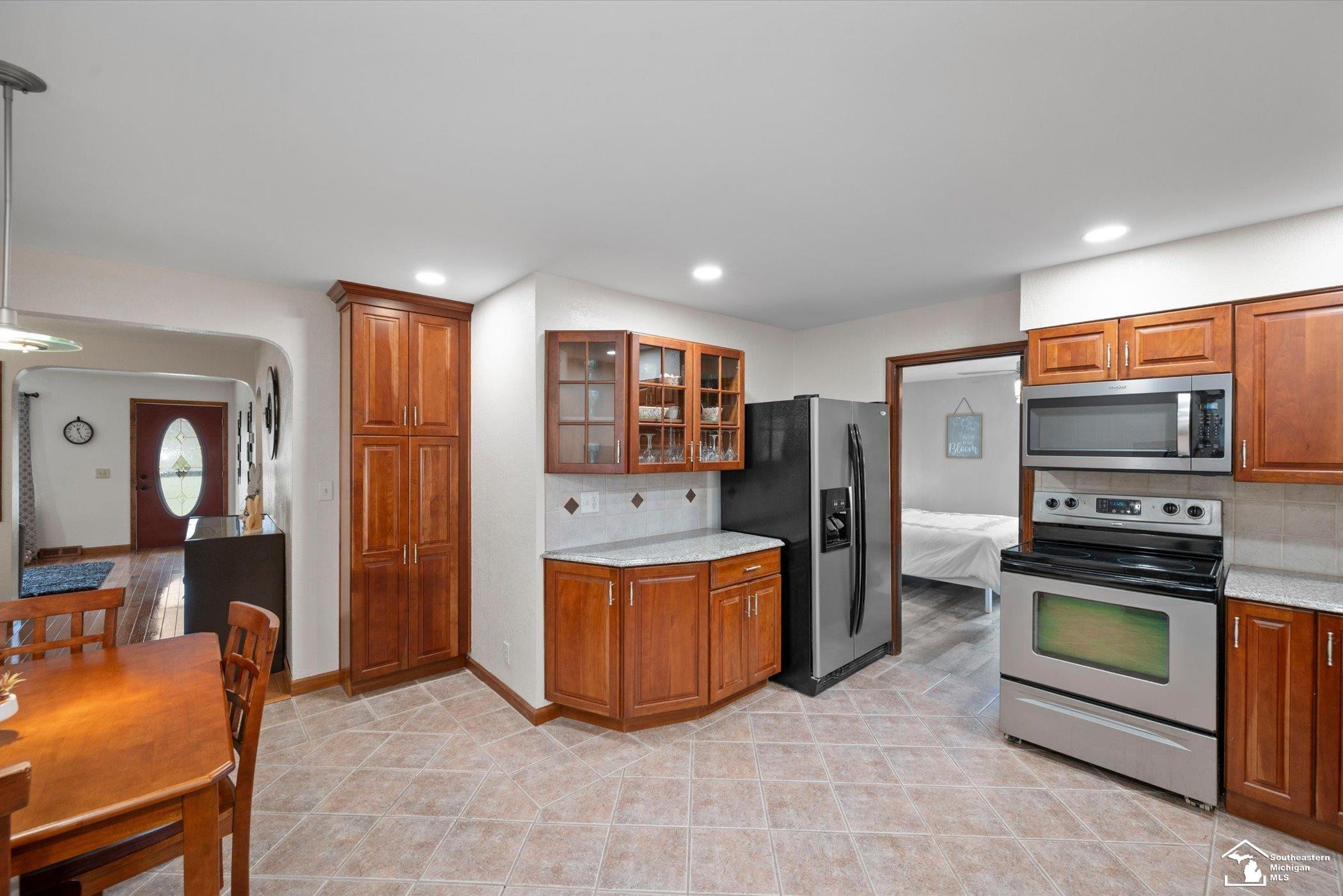3960 W STERNS RD. Road, Lambertville, MI 48144 — Photo 23