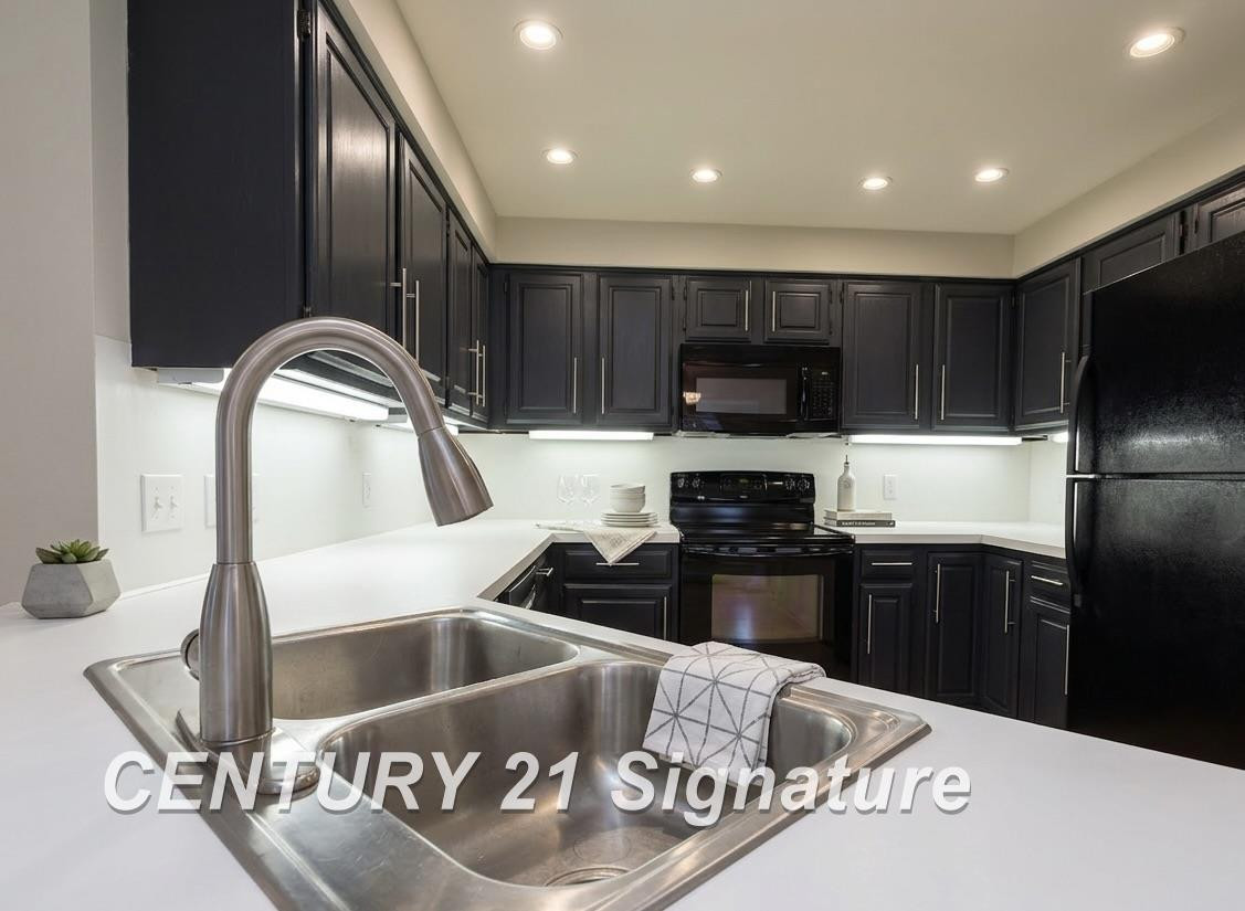 6346 Squire Lake Drive, Unit 33 Bldg 99, Flushing, MI 48433 — Photo 3