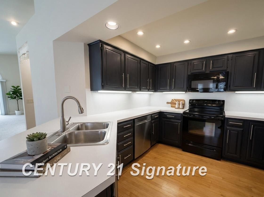 6346 Squire Lake Drive, Unit 33 Bldg 99, Flushing, MI 48433 — Photo 4