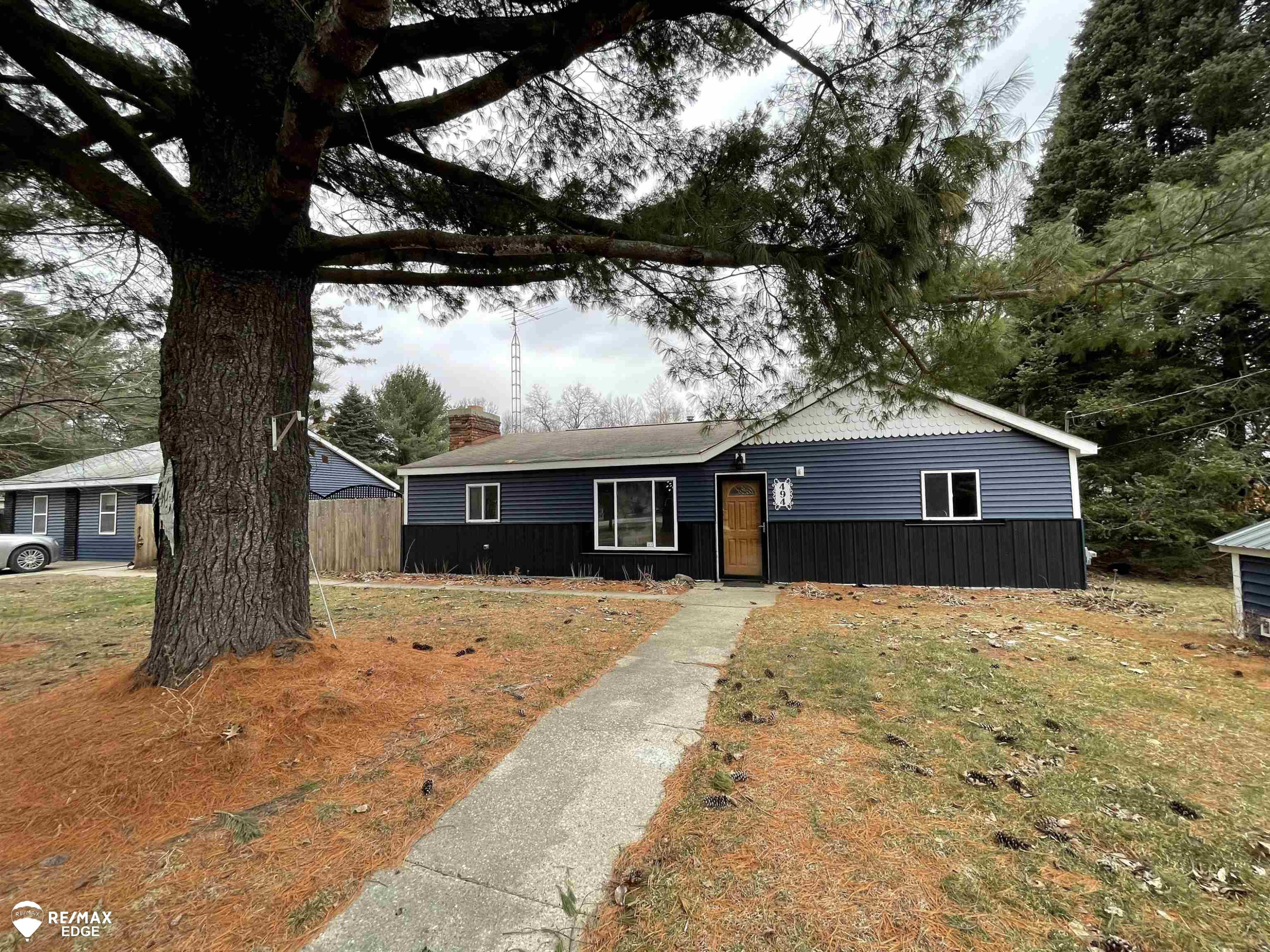 494 W Barnes Lake Road, Columbiaville, MI 48421