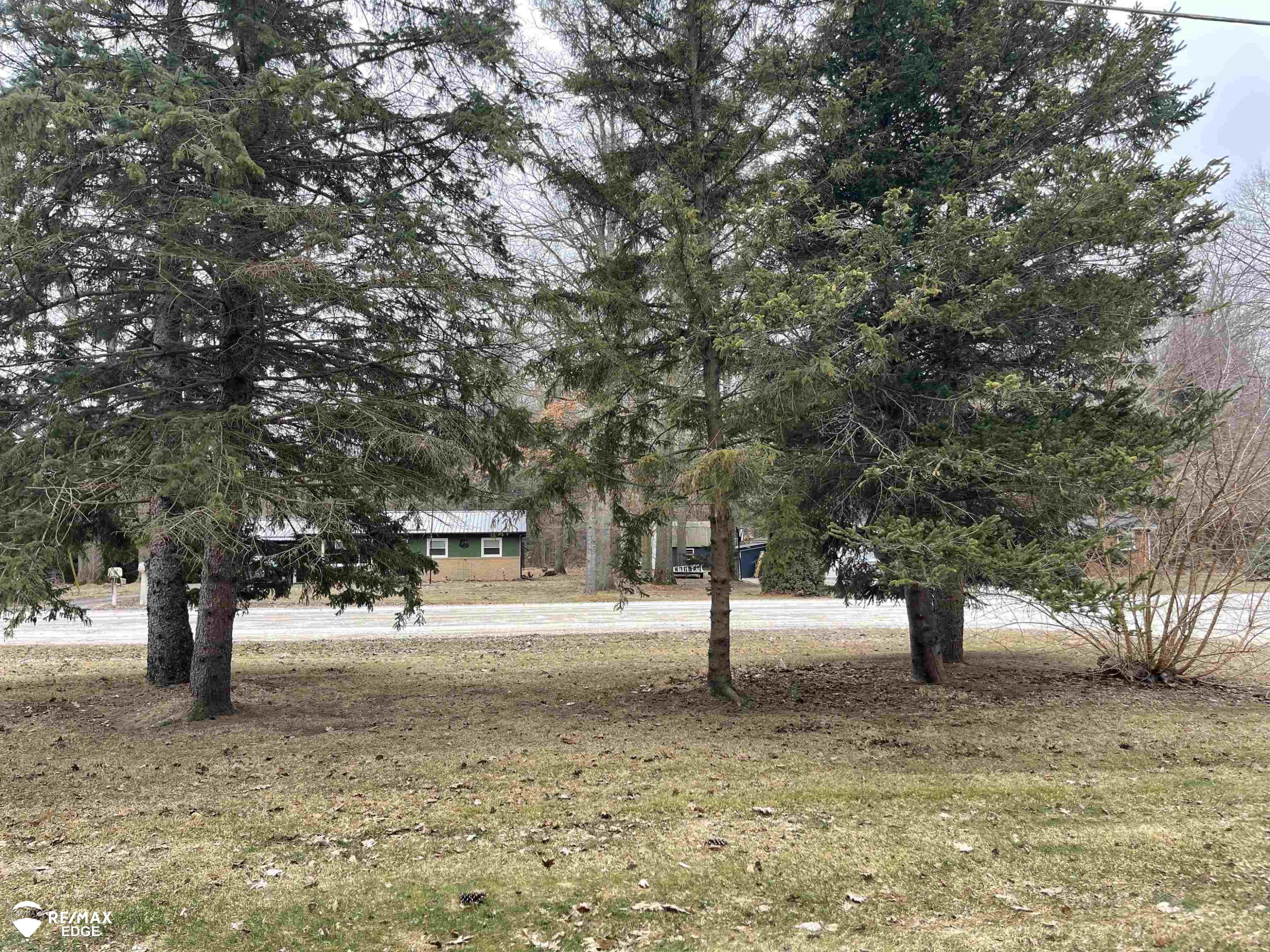 494 W Barnes Lake Road, Columbiaville, MI 48421 — Photo 23