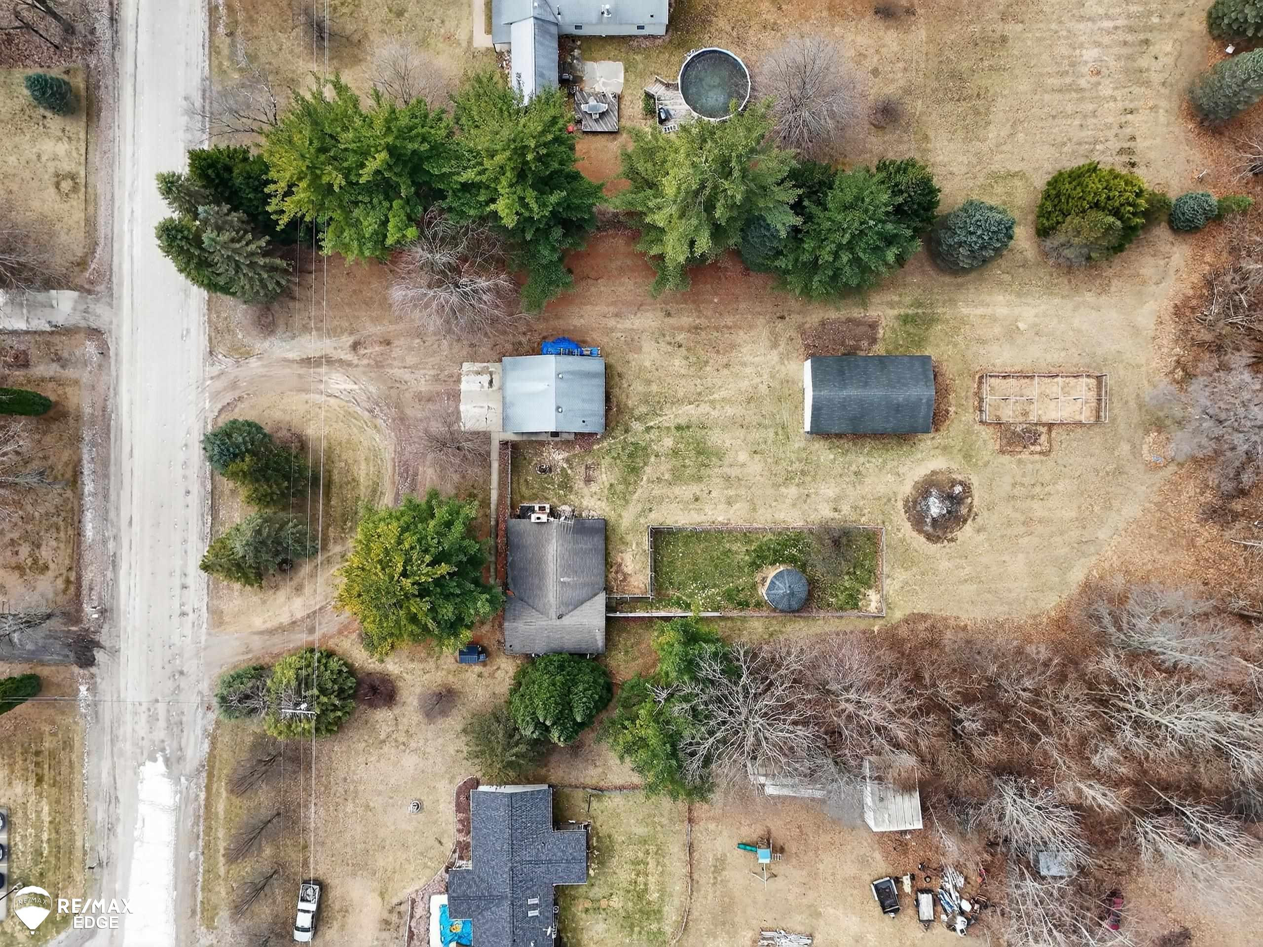 494 W Barnes Lake Road, Columbiaville, MI 48421 — Photo 33