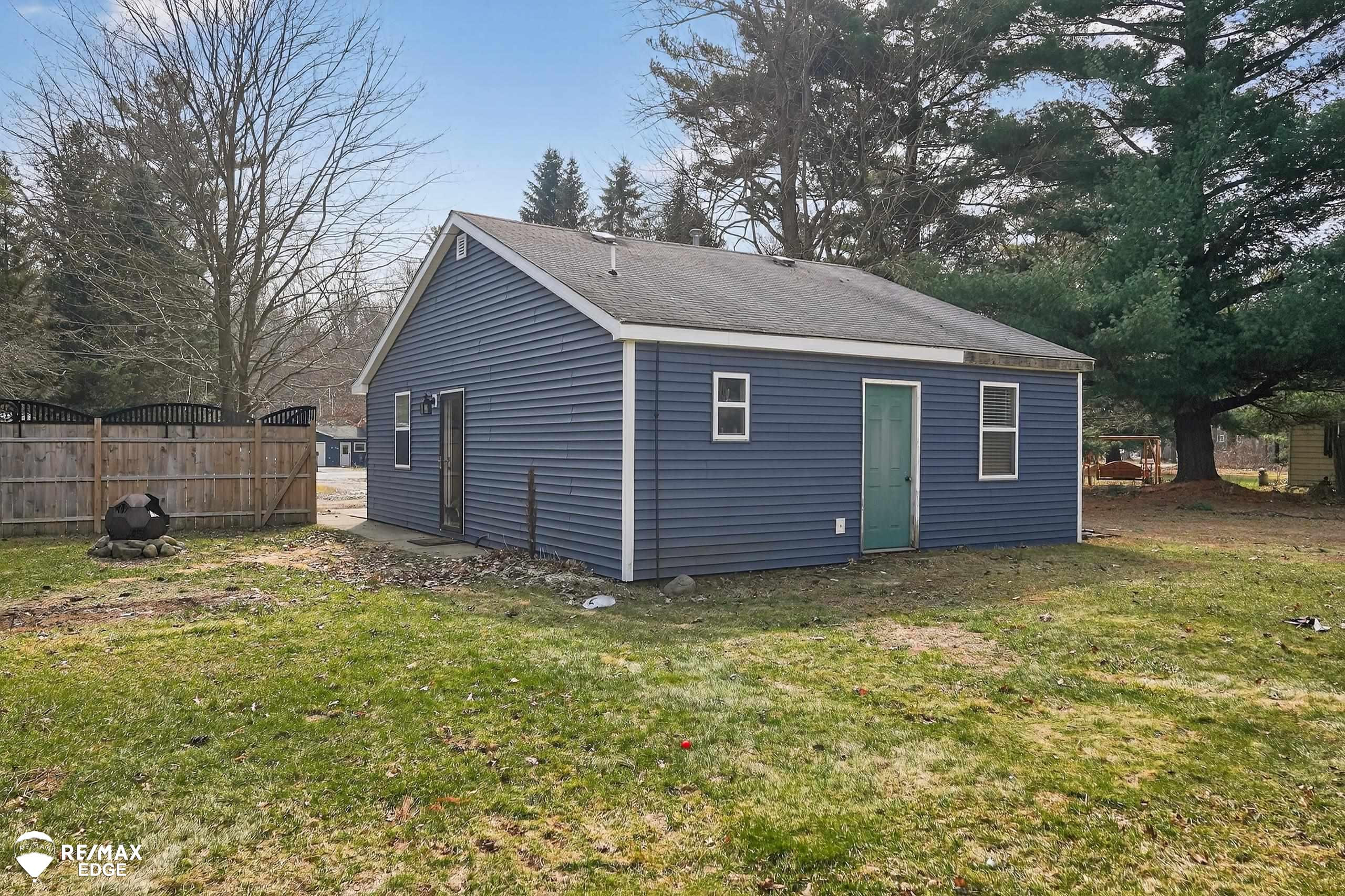 494 W Barnes Lake Road, Columbiaville, MI 48421 — Photo 56