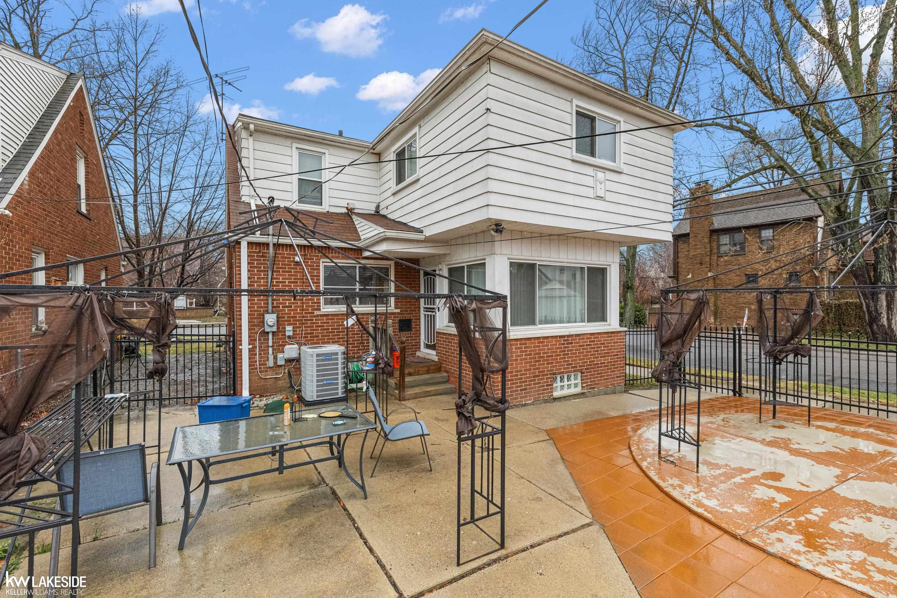 5810 Yorkshire Drive, Detroit, MI 48224 — Photo 7
