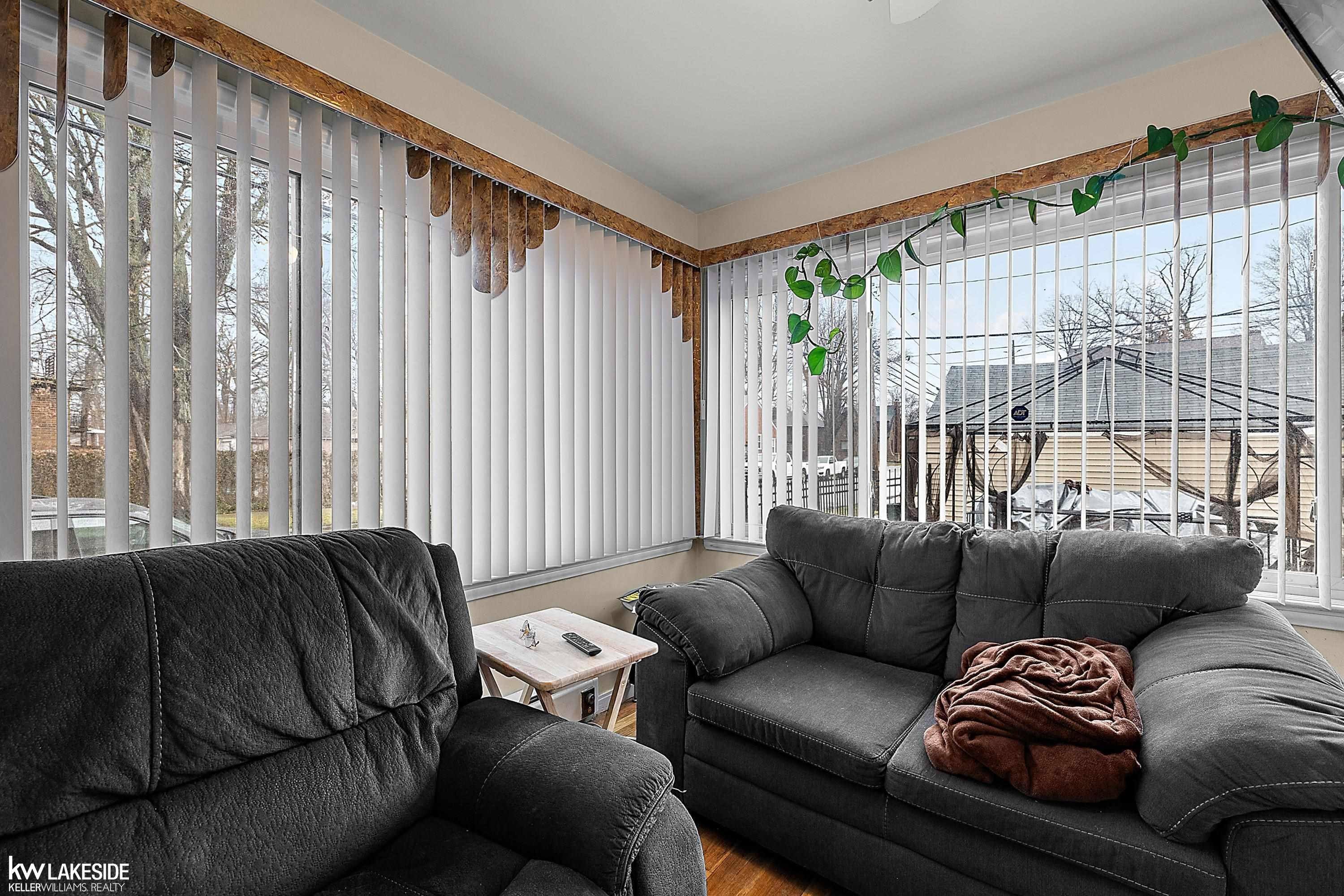5810 Yorkshire Drive, Detroit, MI 48224 — Photo 18