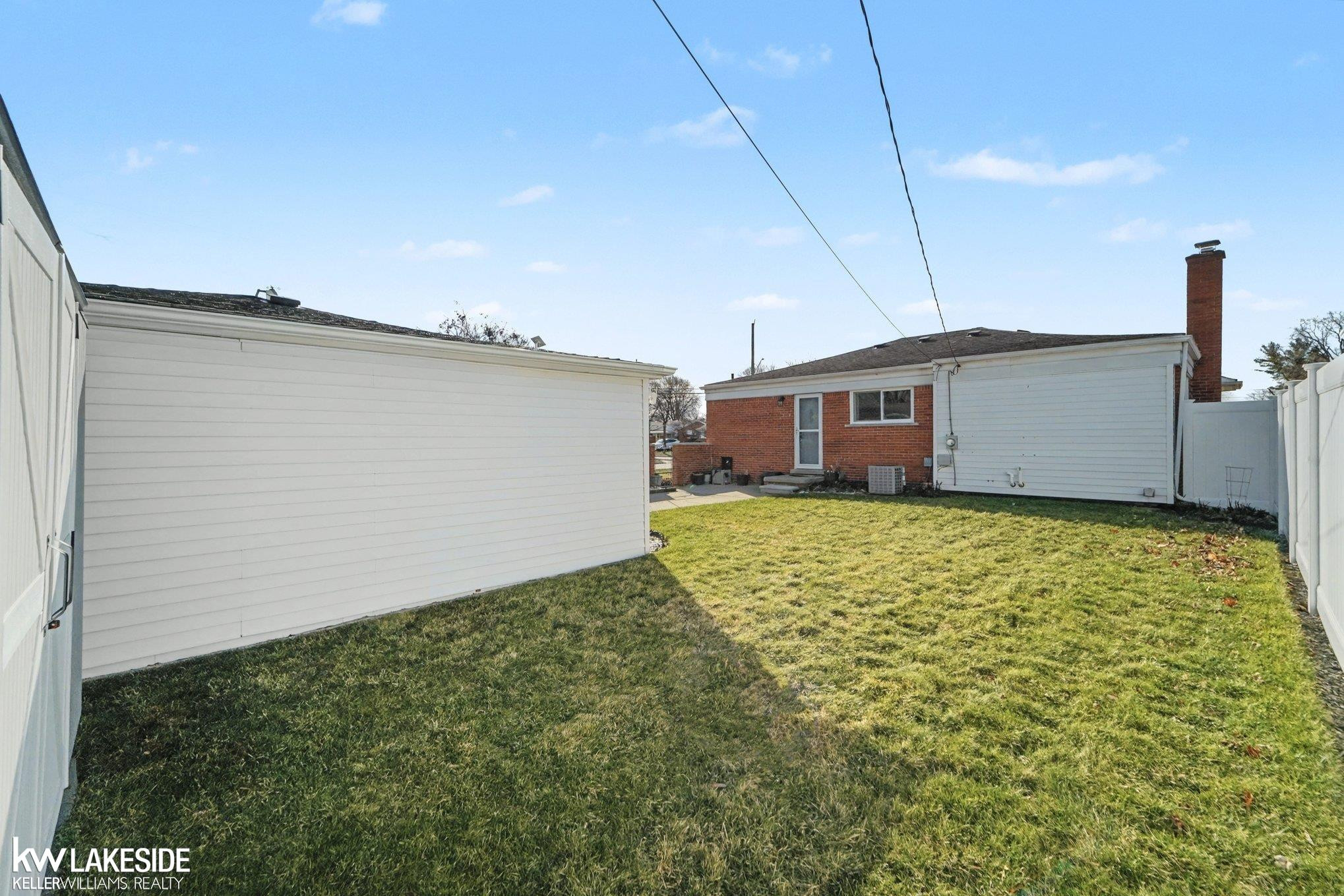 1421 Beaupre Avenue, Madison Heights, MI 48071 — Photo 24